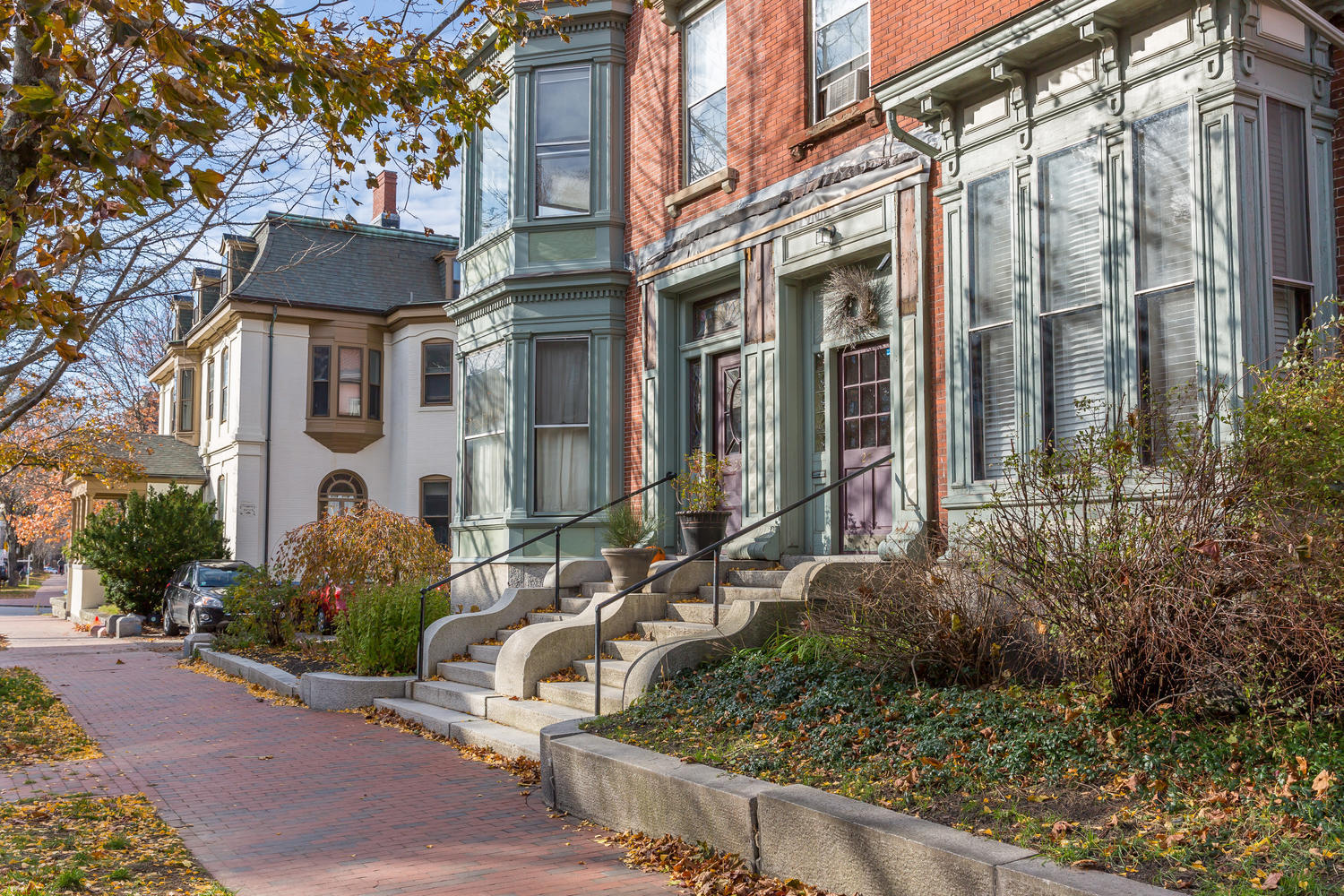 27 Deering Street, 3