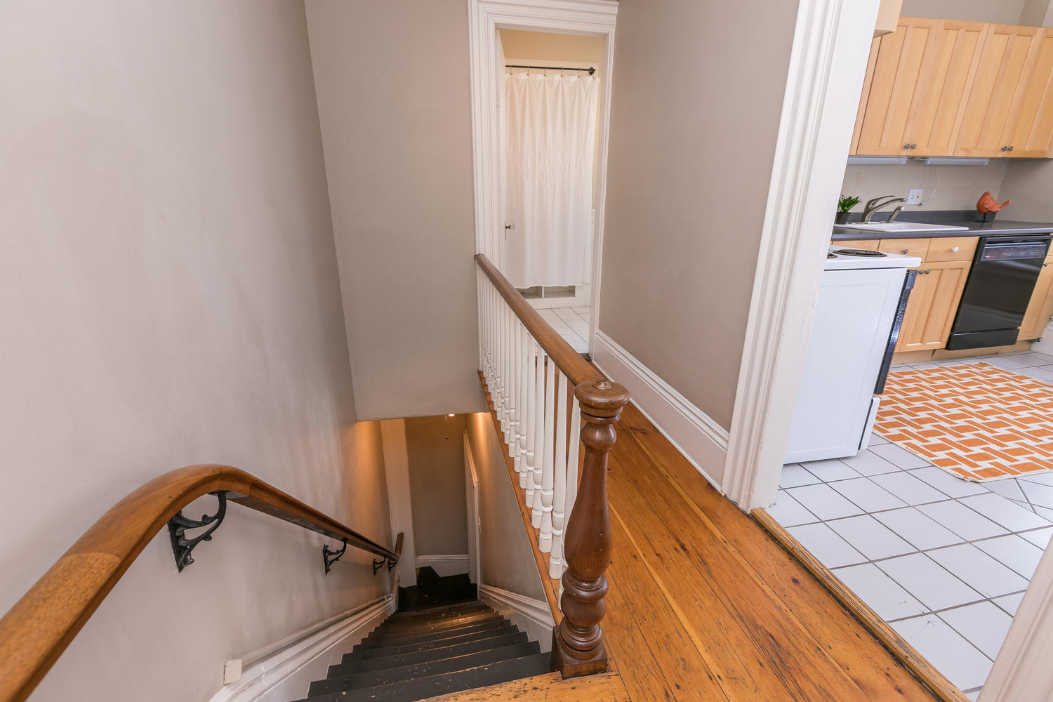 27 Deering Street, 3