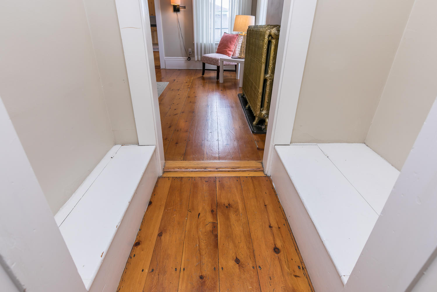 27 Deering Street, 3