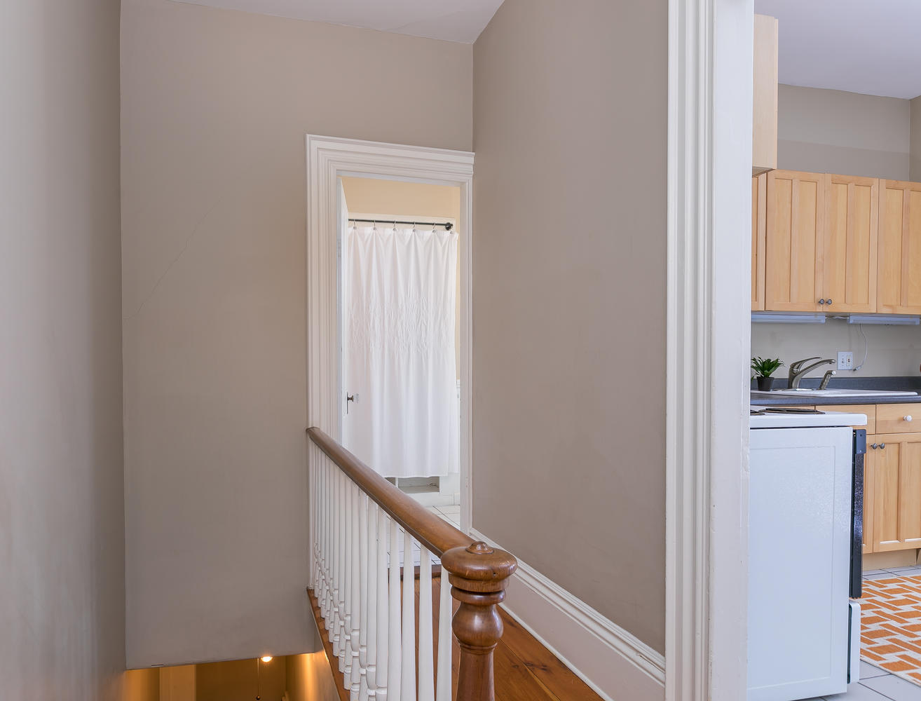 27 Deering Street, 3