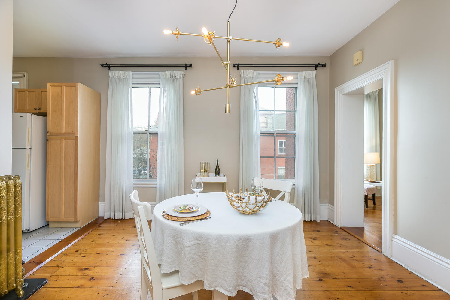 27 Deering Street, 3