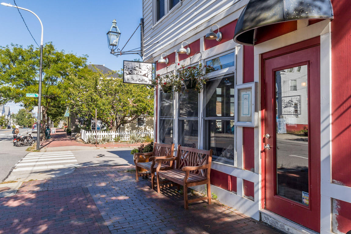 25 Monument Street, 3