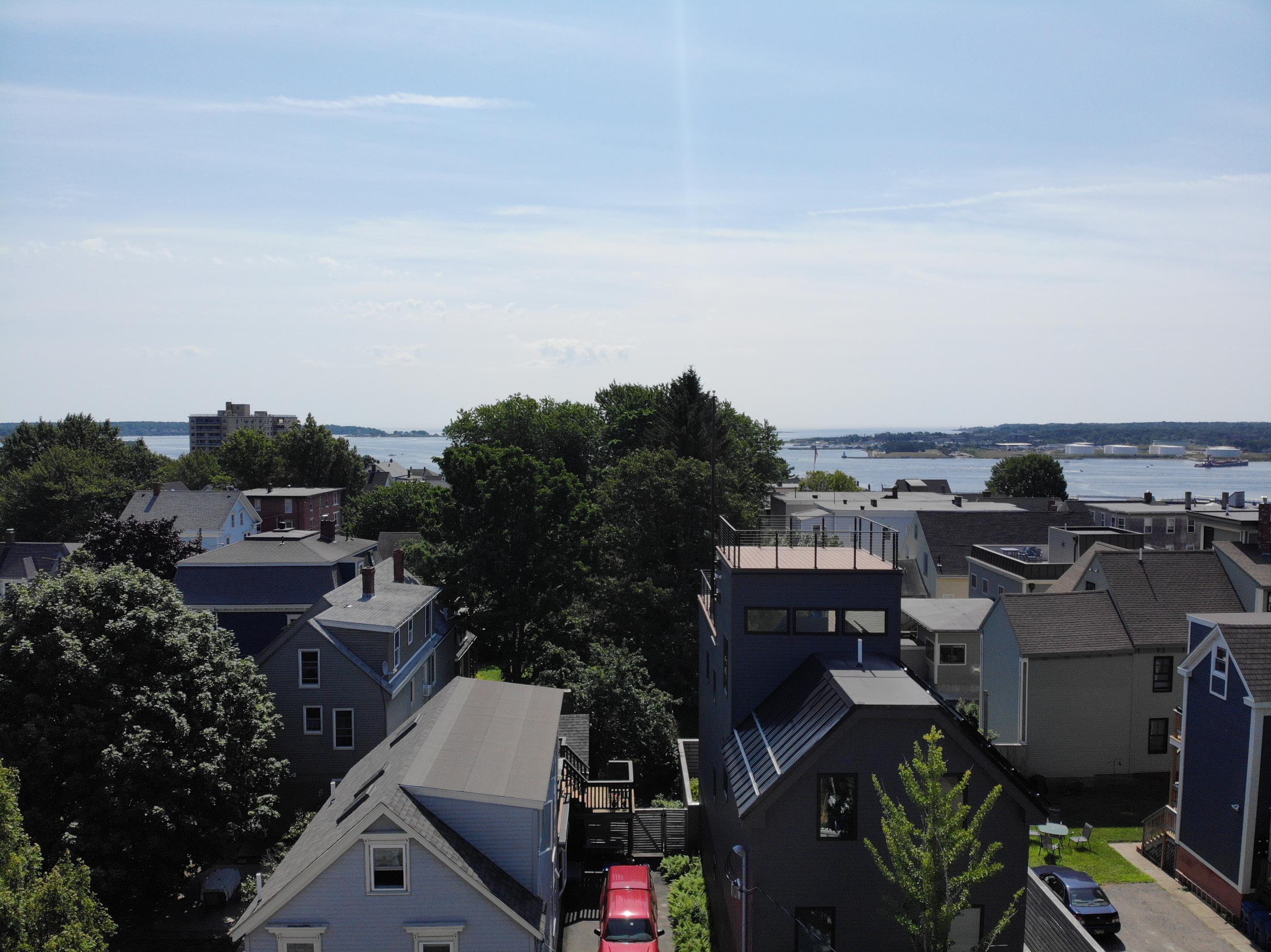 25 Monument Street, 3