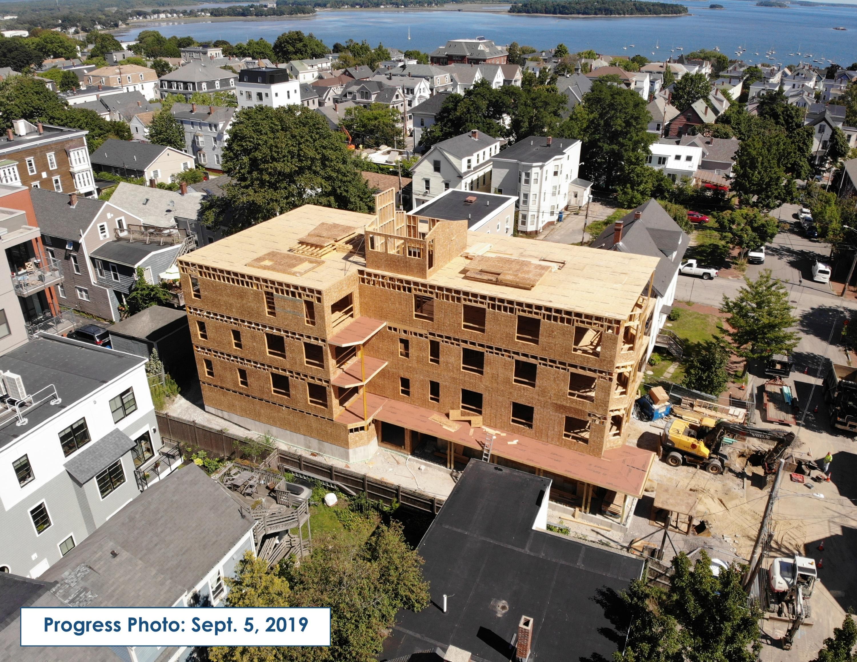 25 Monument Street, 3