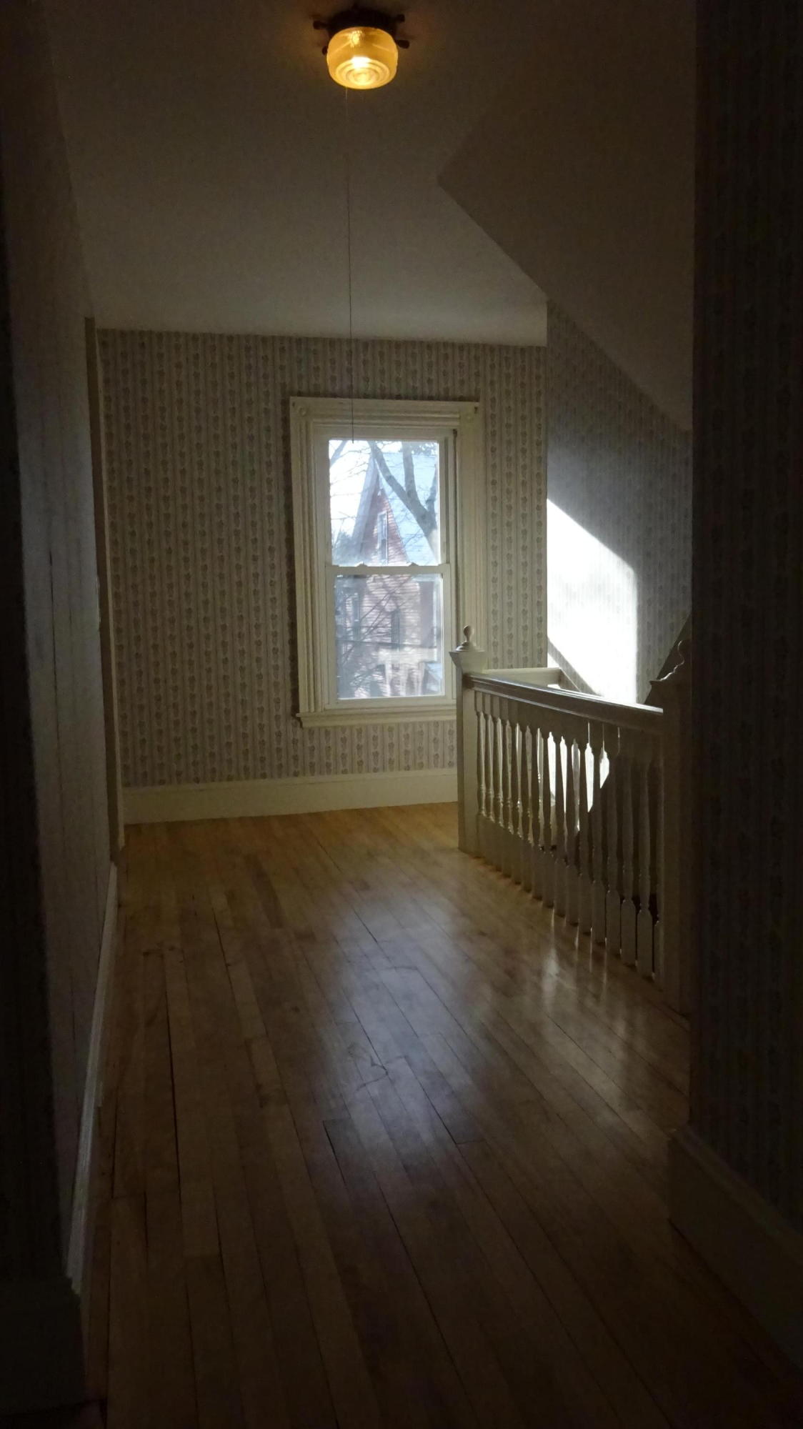 93 Rackleff Street