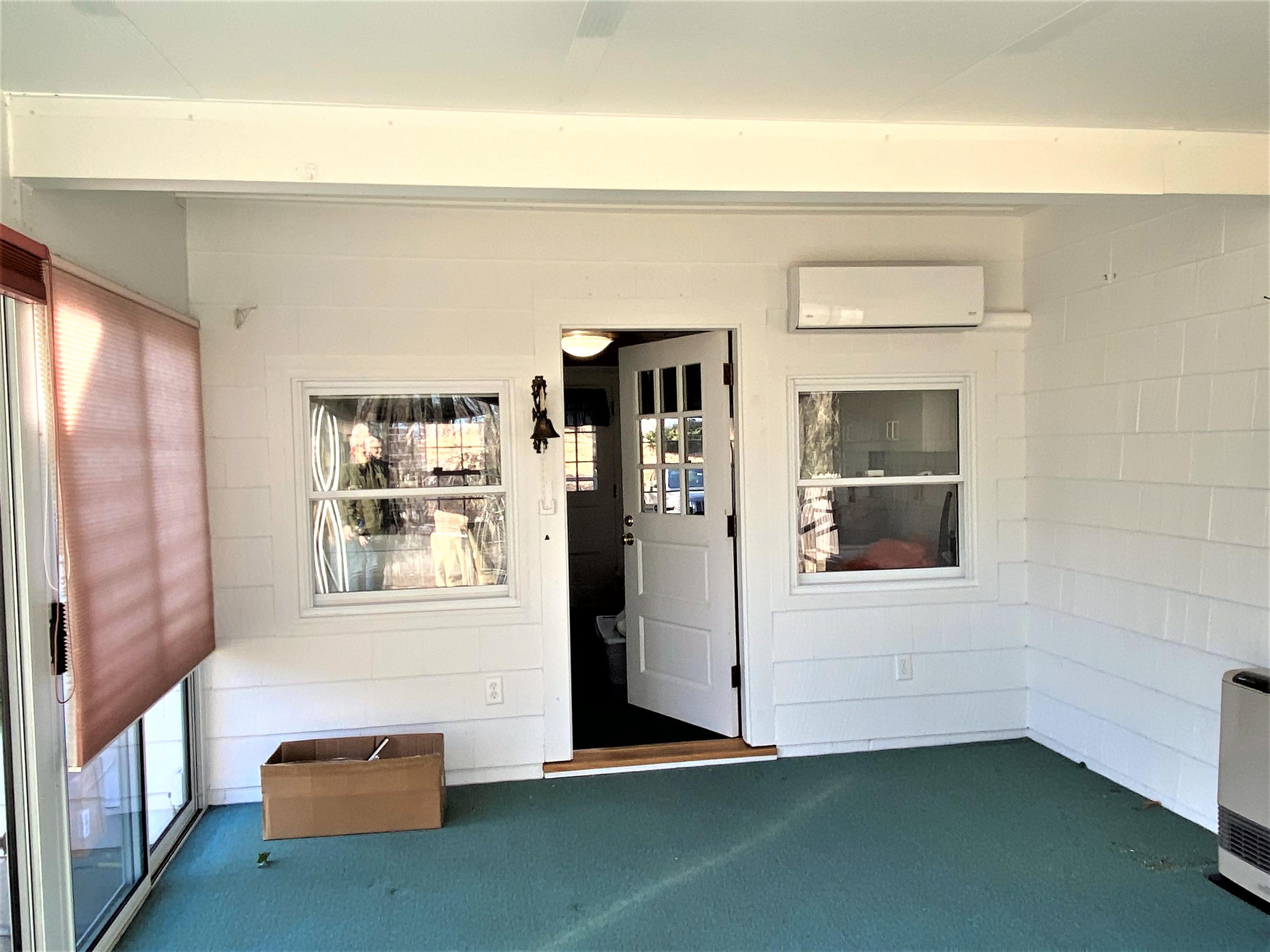 24 Oakland Avenue