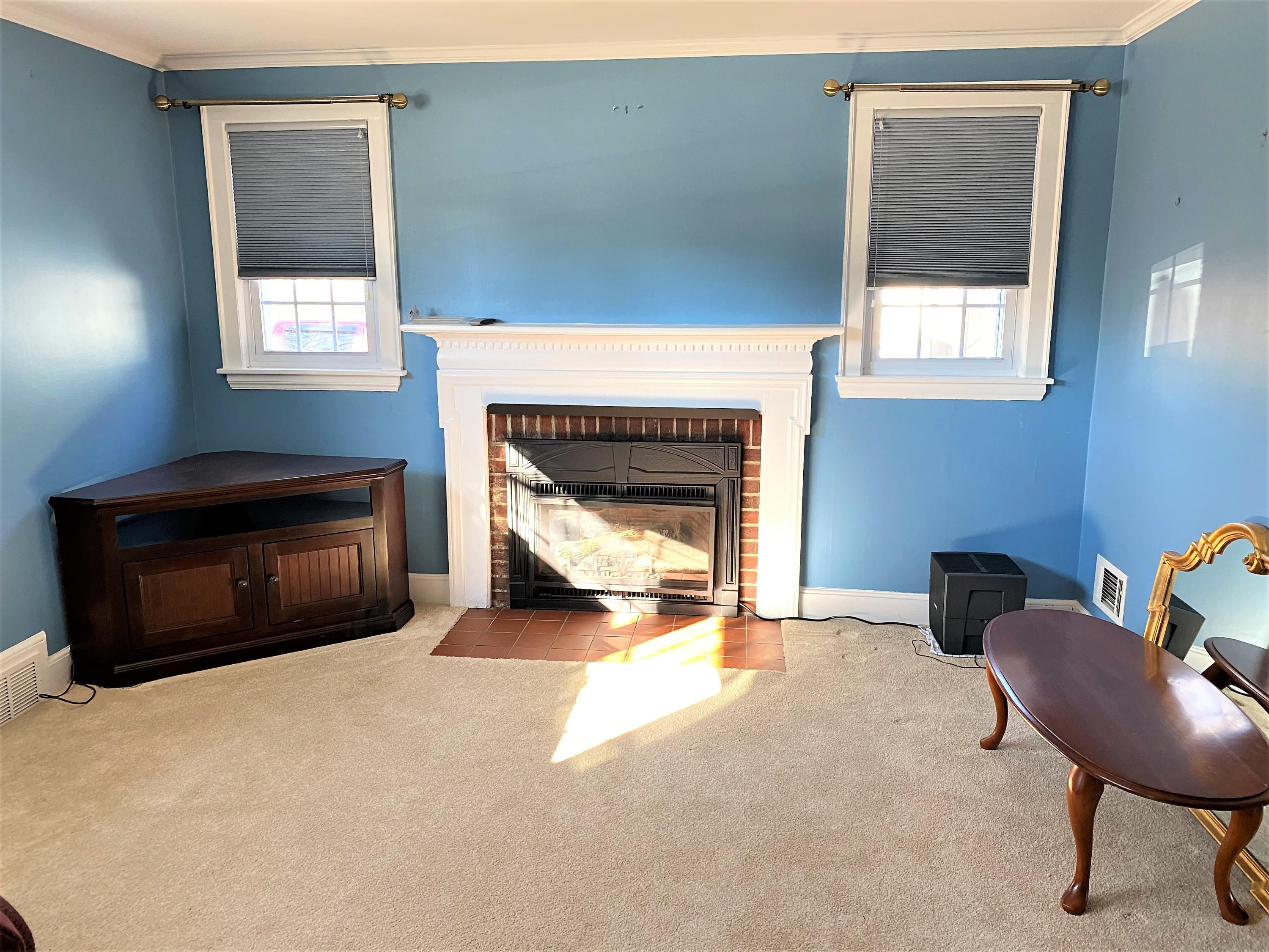 24 Oakland Avenue