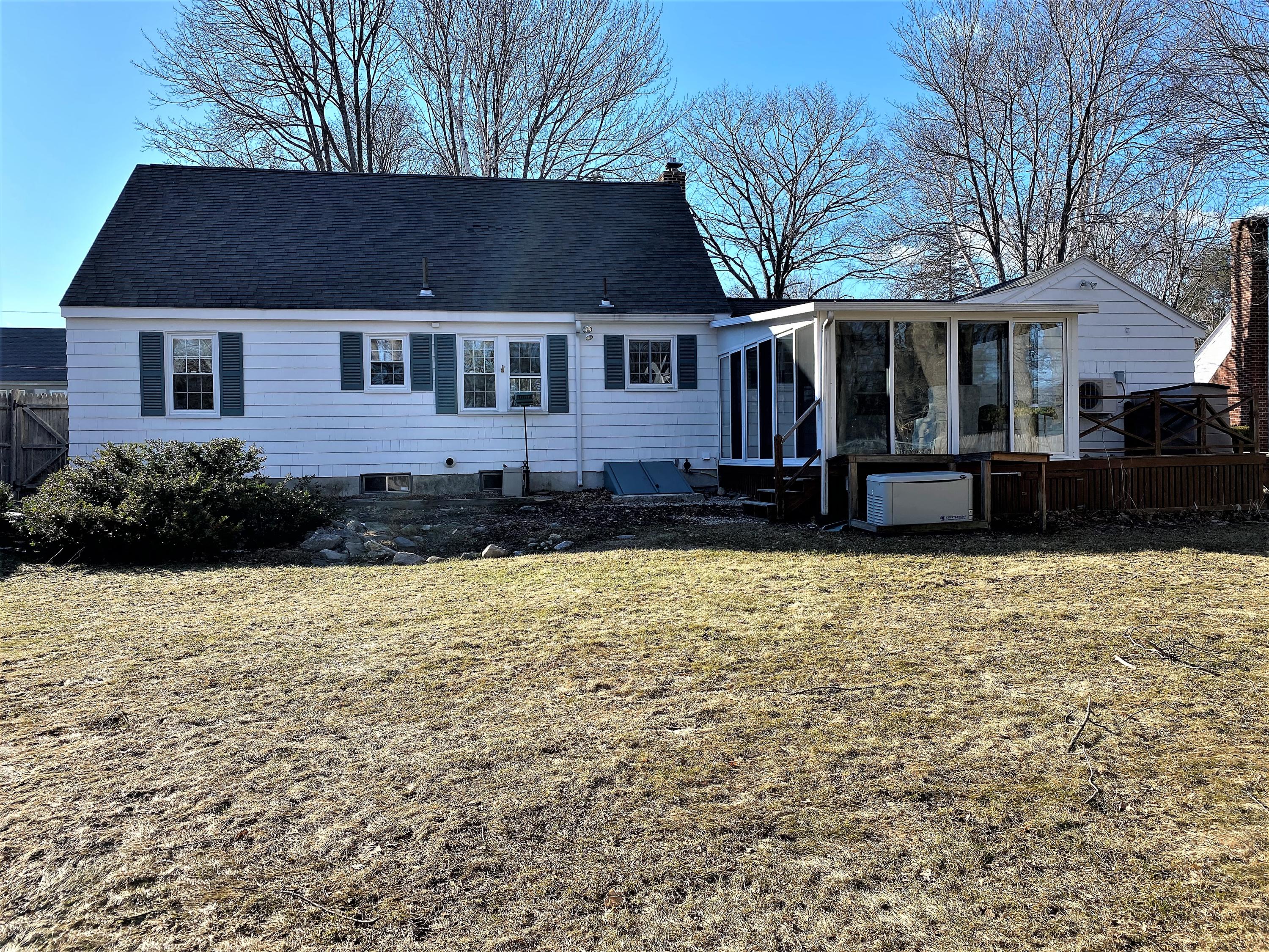 24 Oakland Avenue