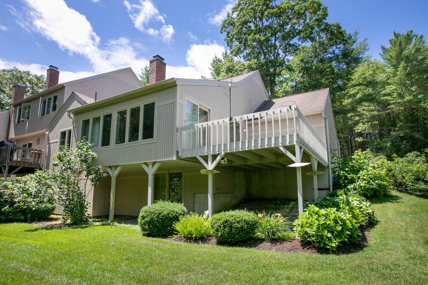 27 Wildwood Drive, 27