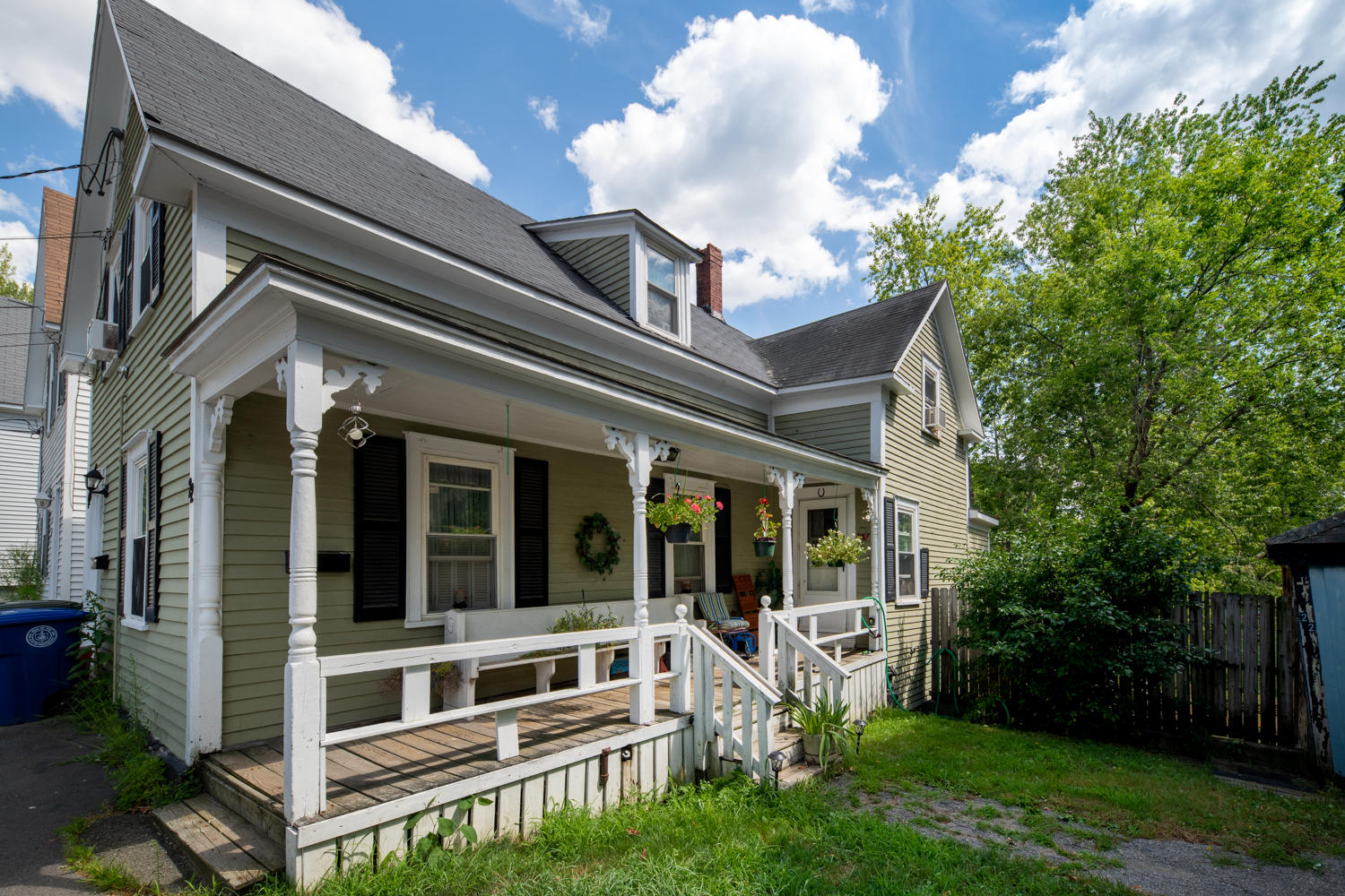 22 River Street