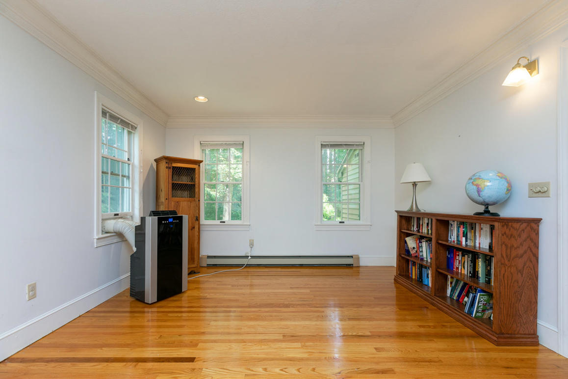 17 Schooner Road