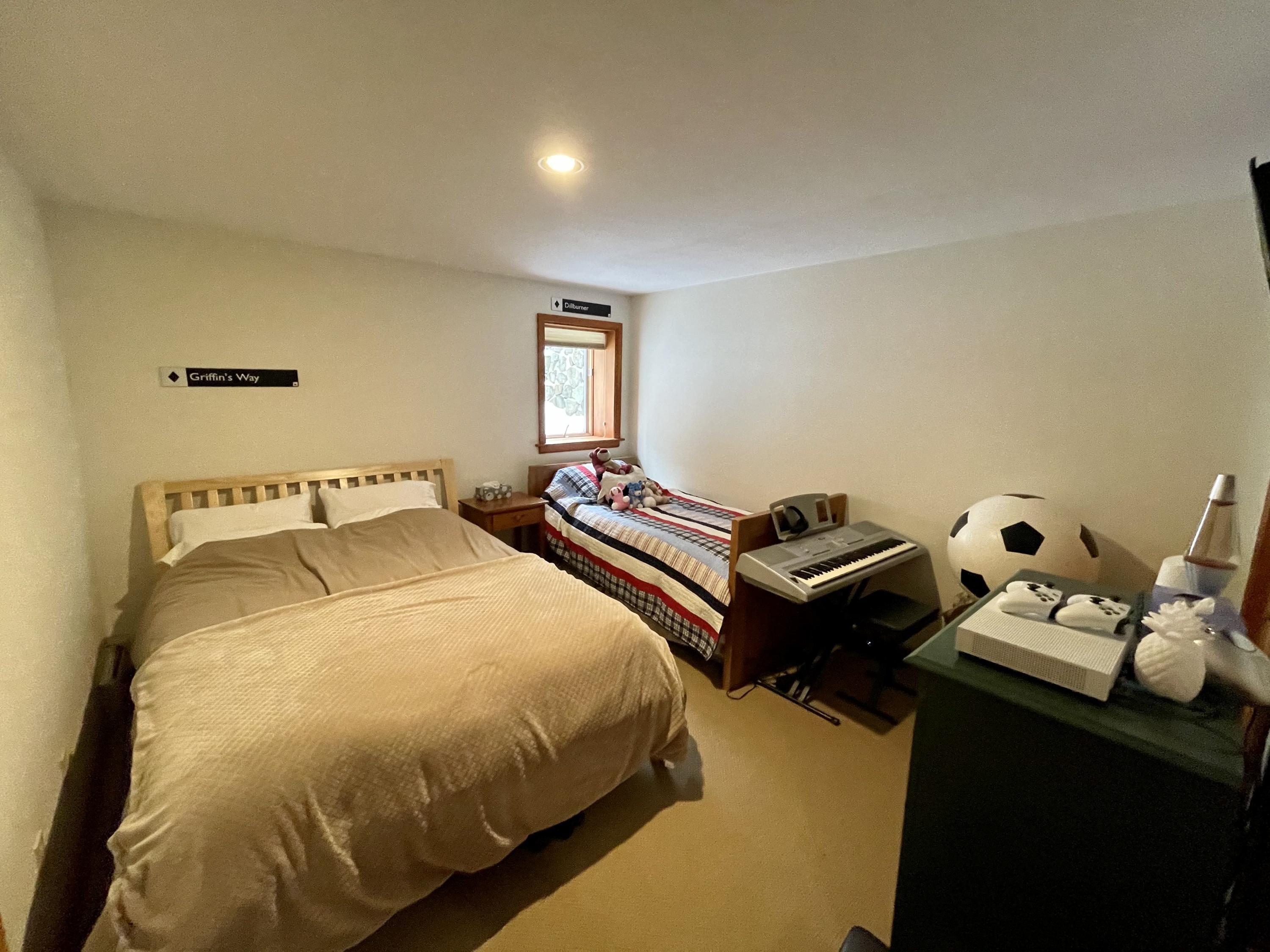 521 Commons Circle, 521