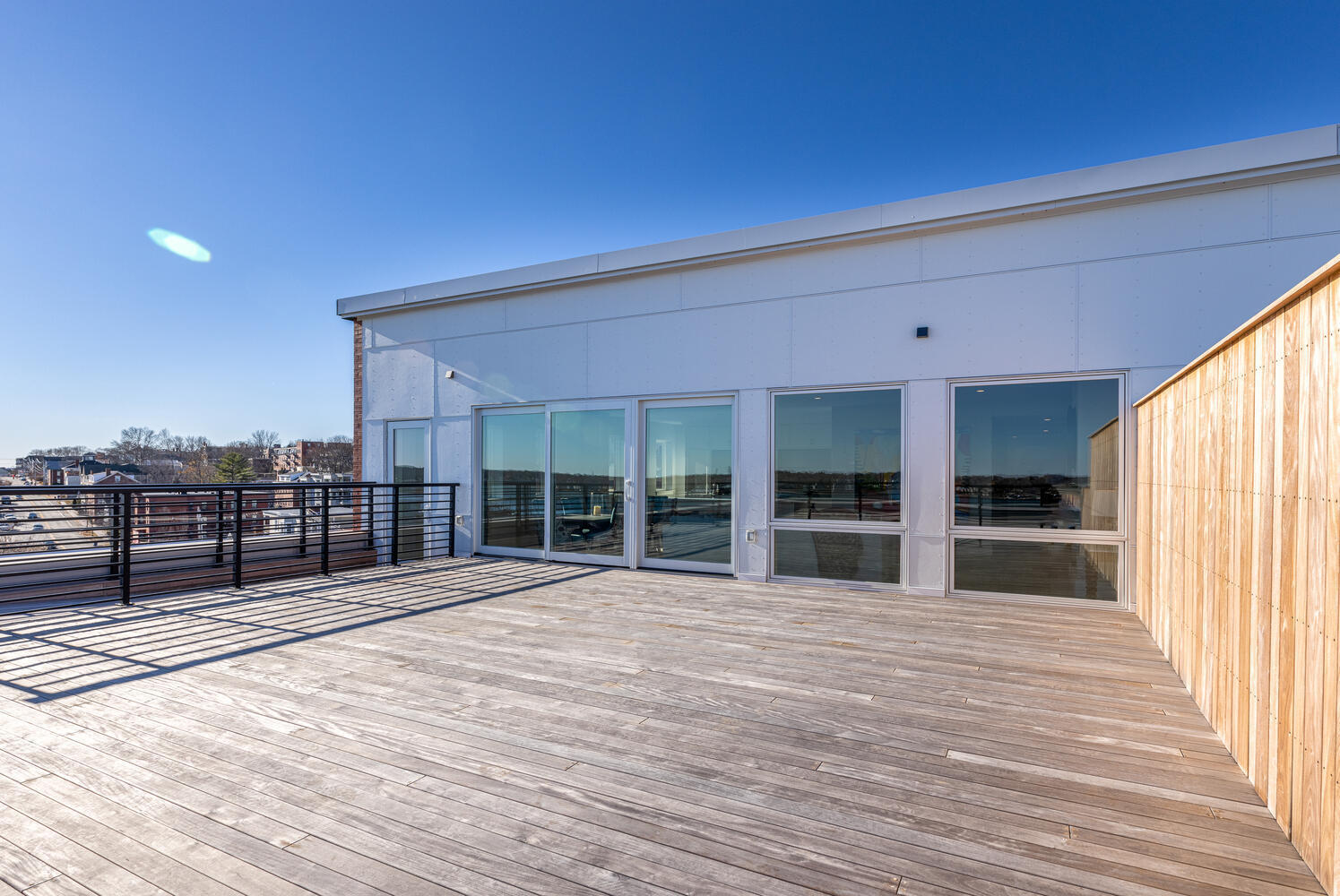 383 Commercial Street, 701