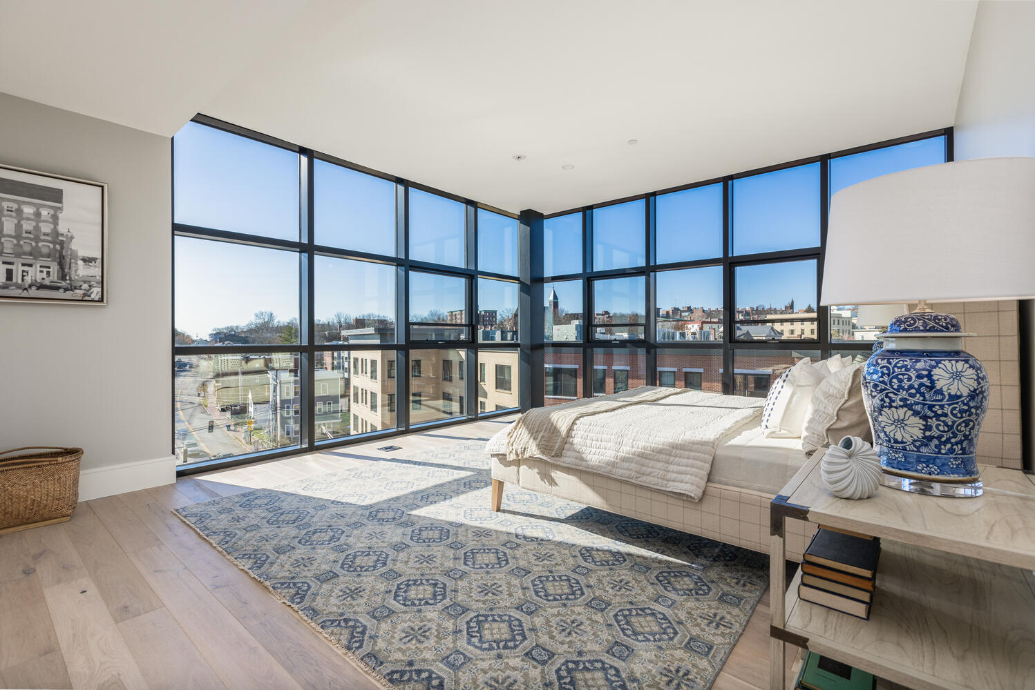 383 Commercial Street, 701