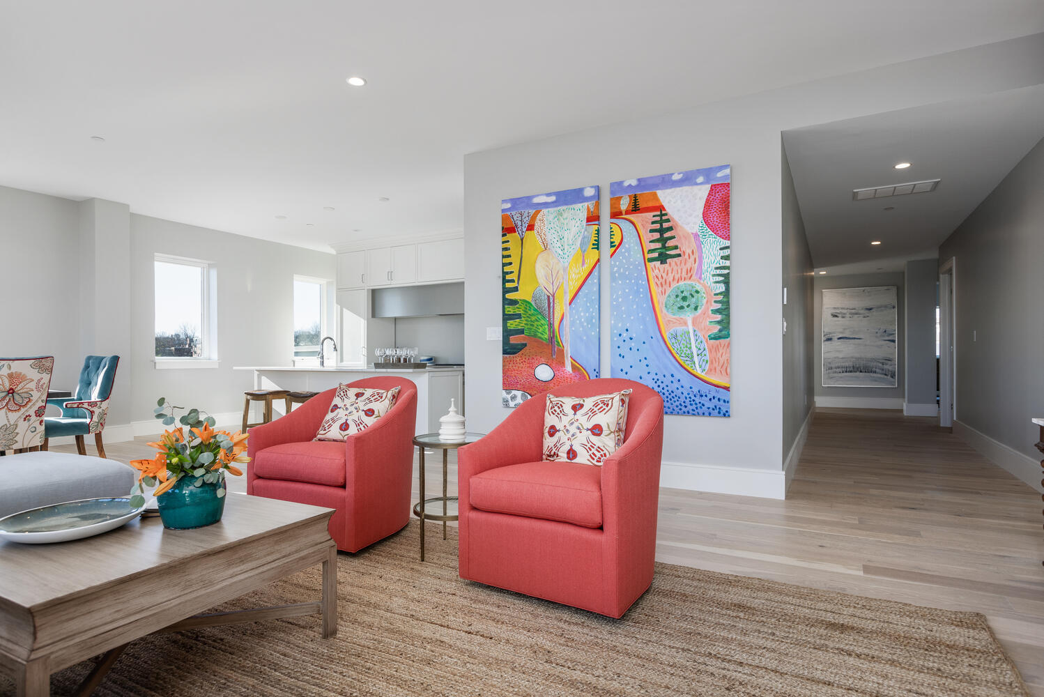 383 Commercial Street, 701