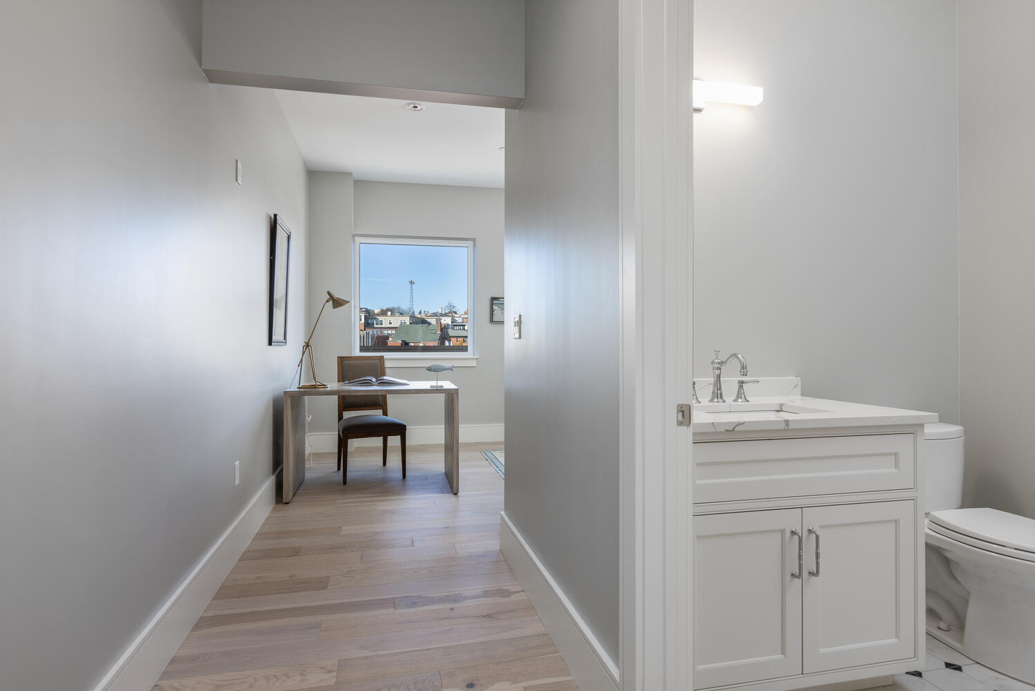 383 Commercial Street, 701