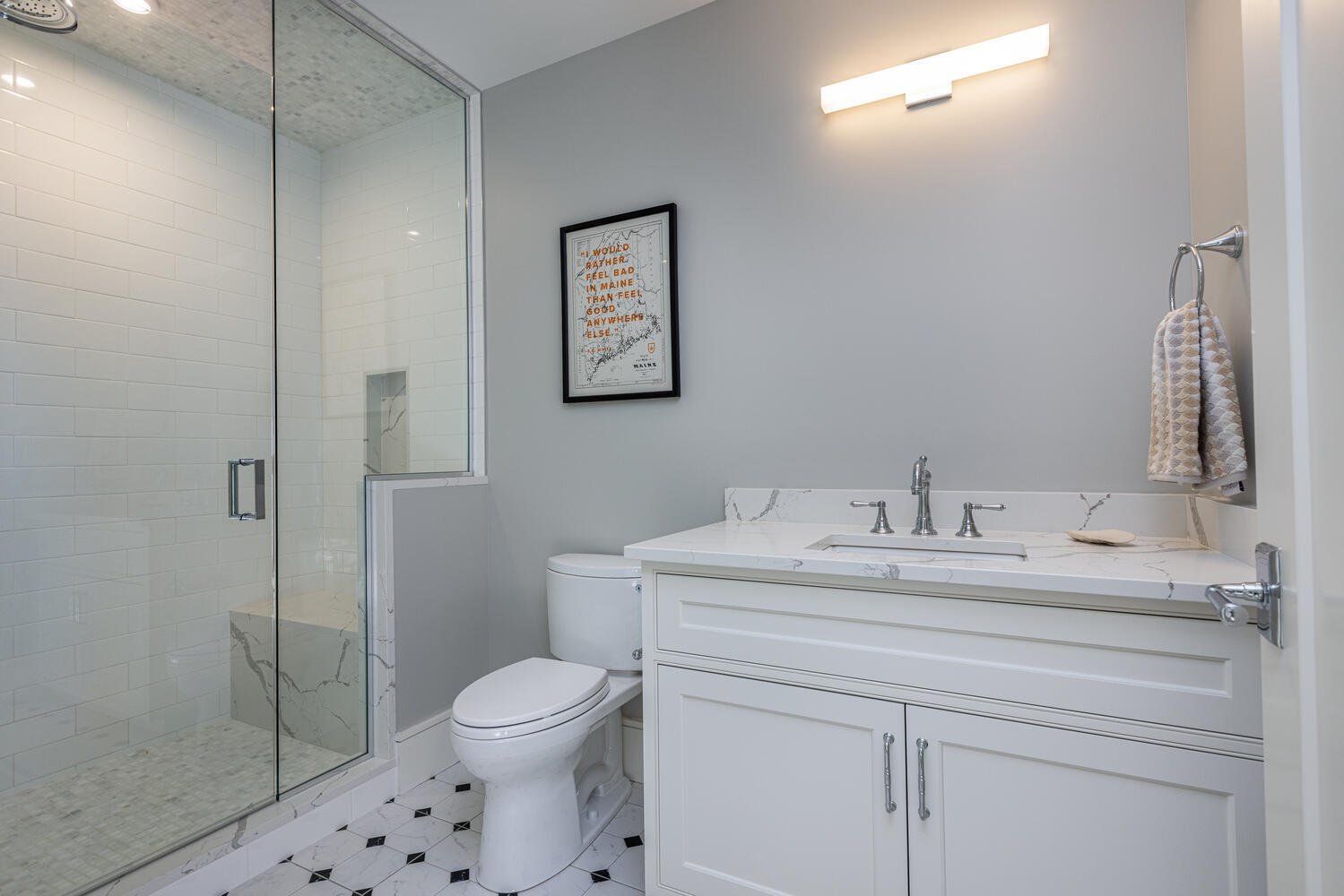 383 Commercial Street, 701