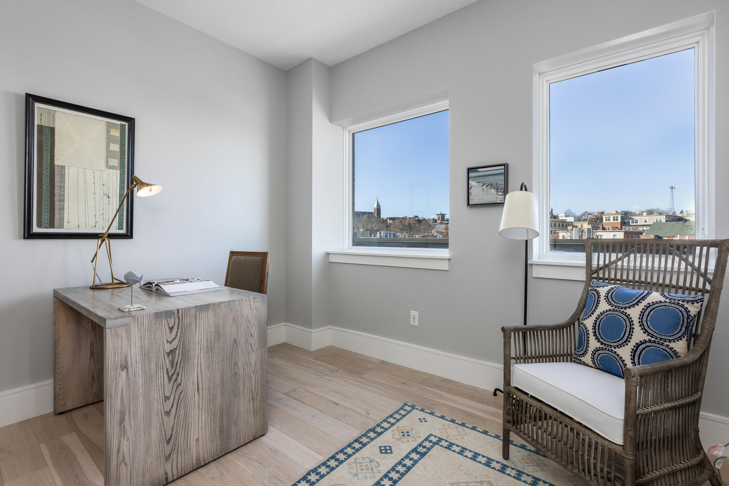 383 Commercial Street, 701