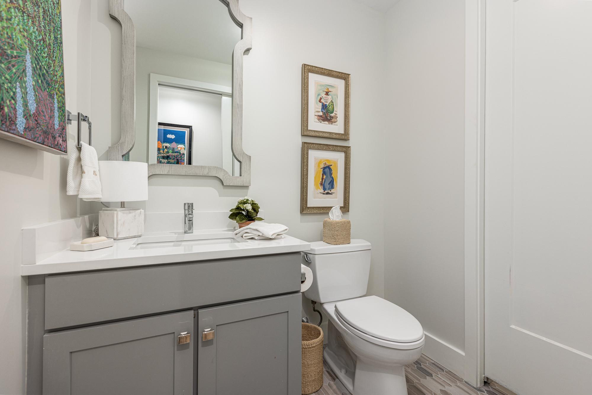 383 Commercial Street, 507