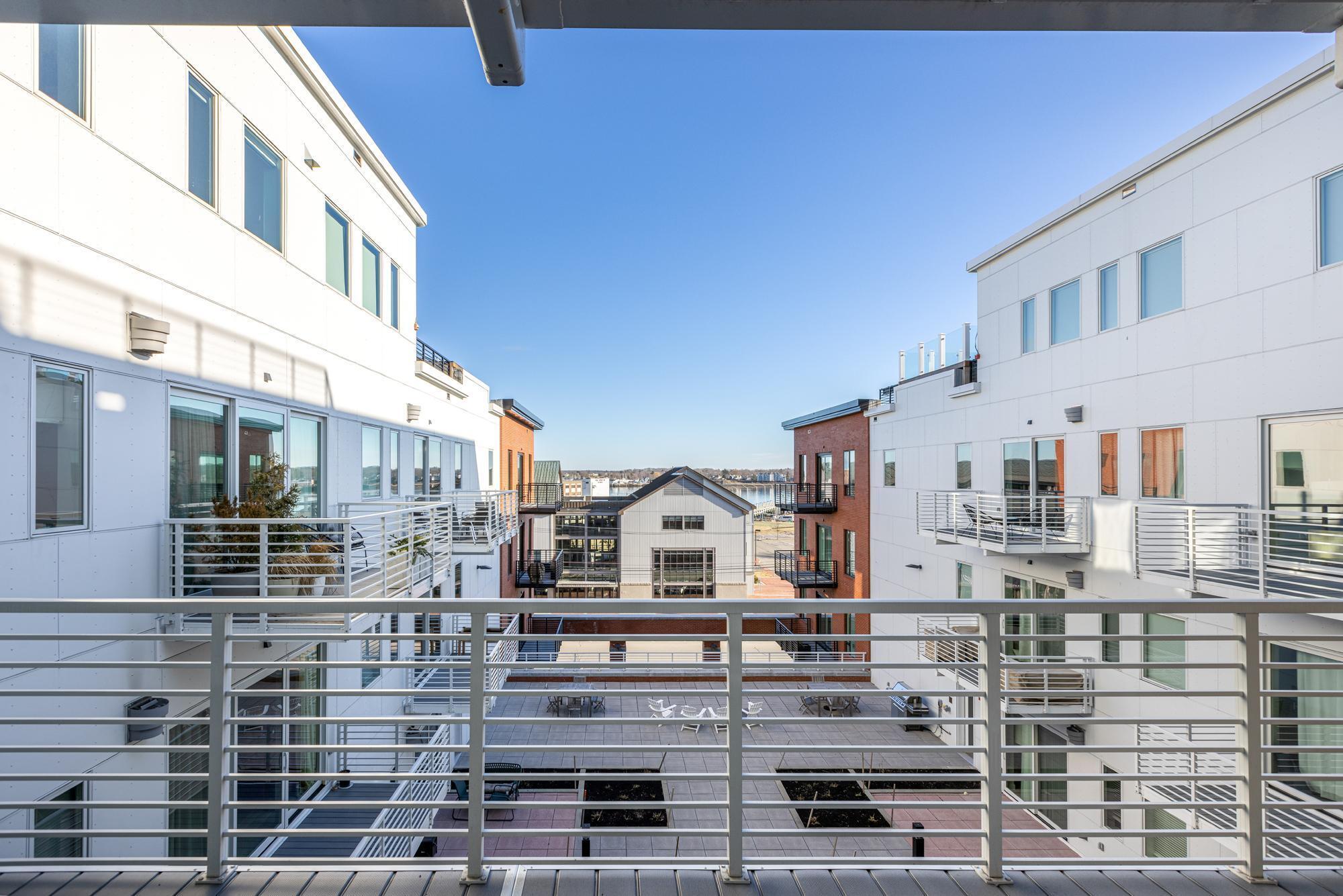 383 Commercial Street, 507