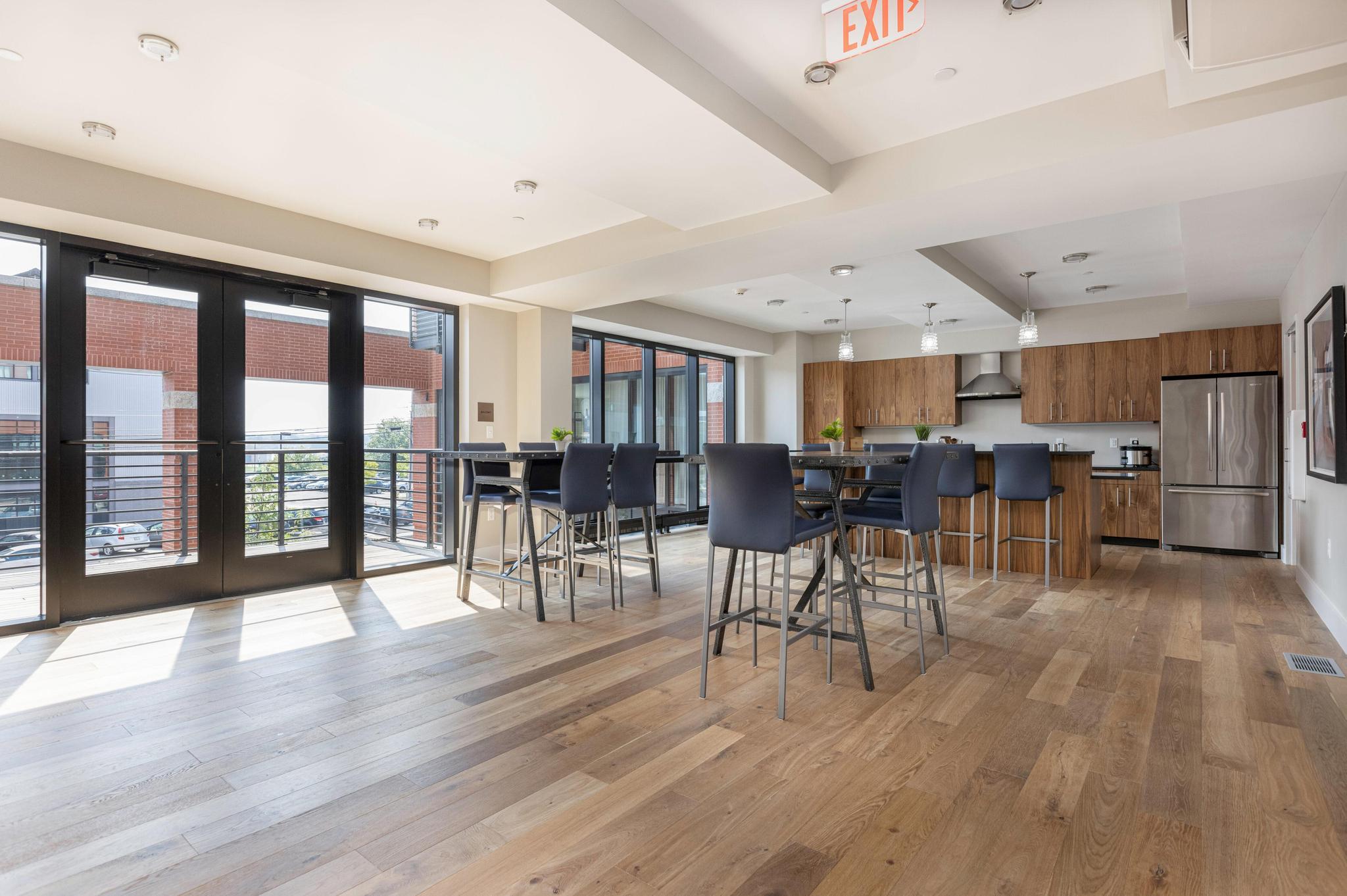 383 Commercial Street, 507