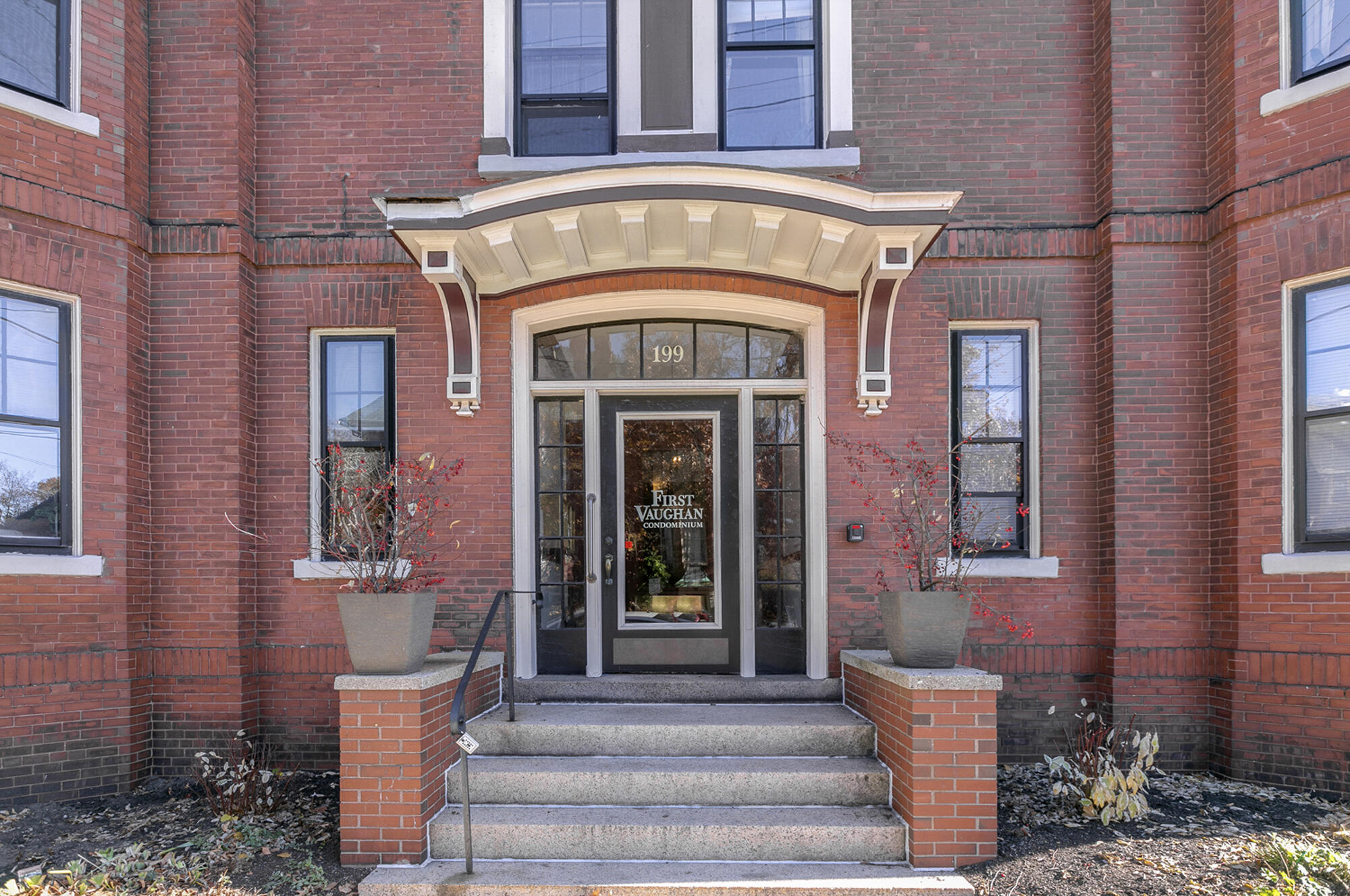199 Vaughan Street, 3