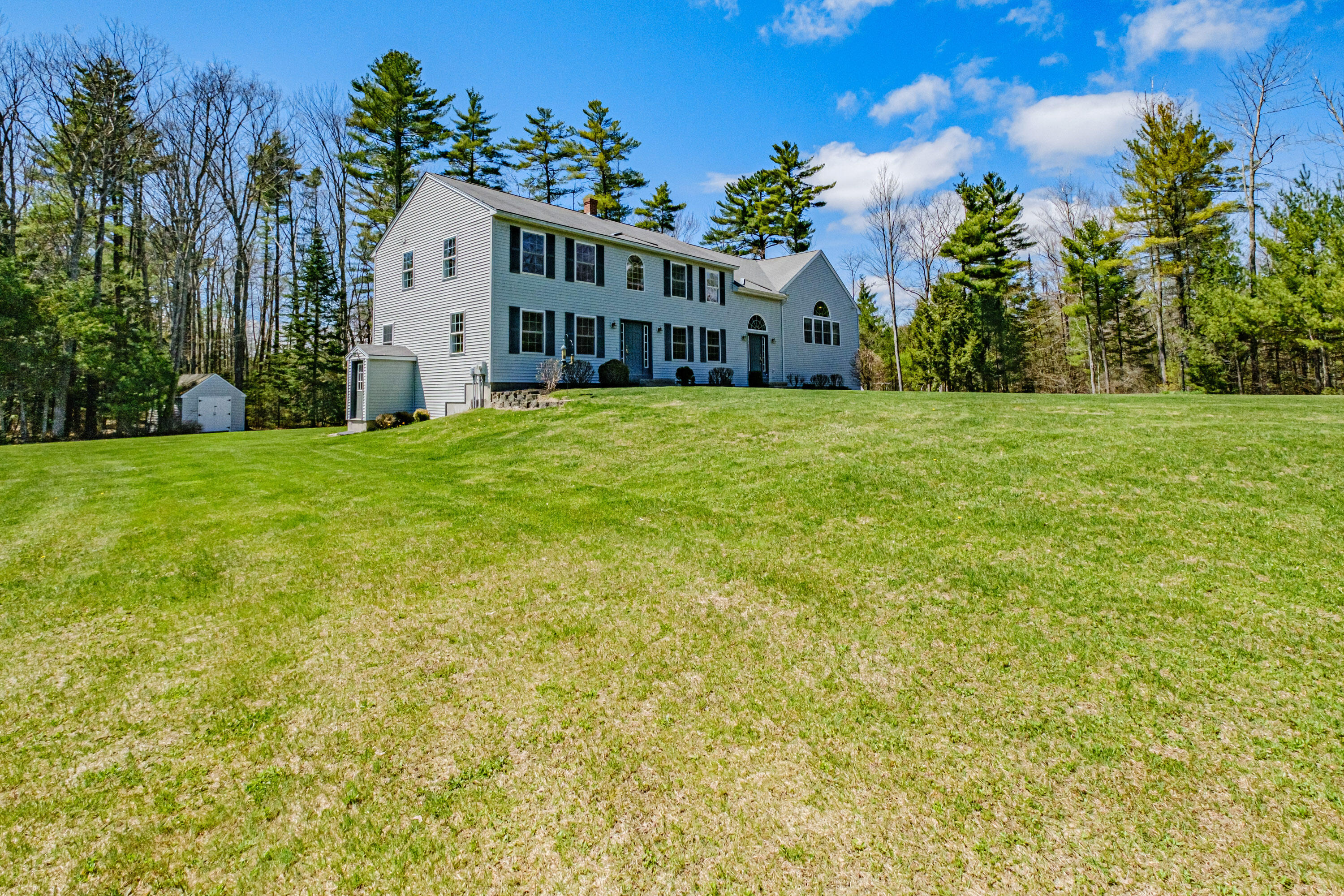 40 Stonewall Way