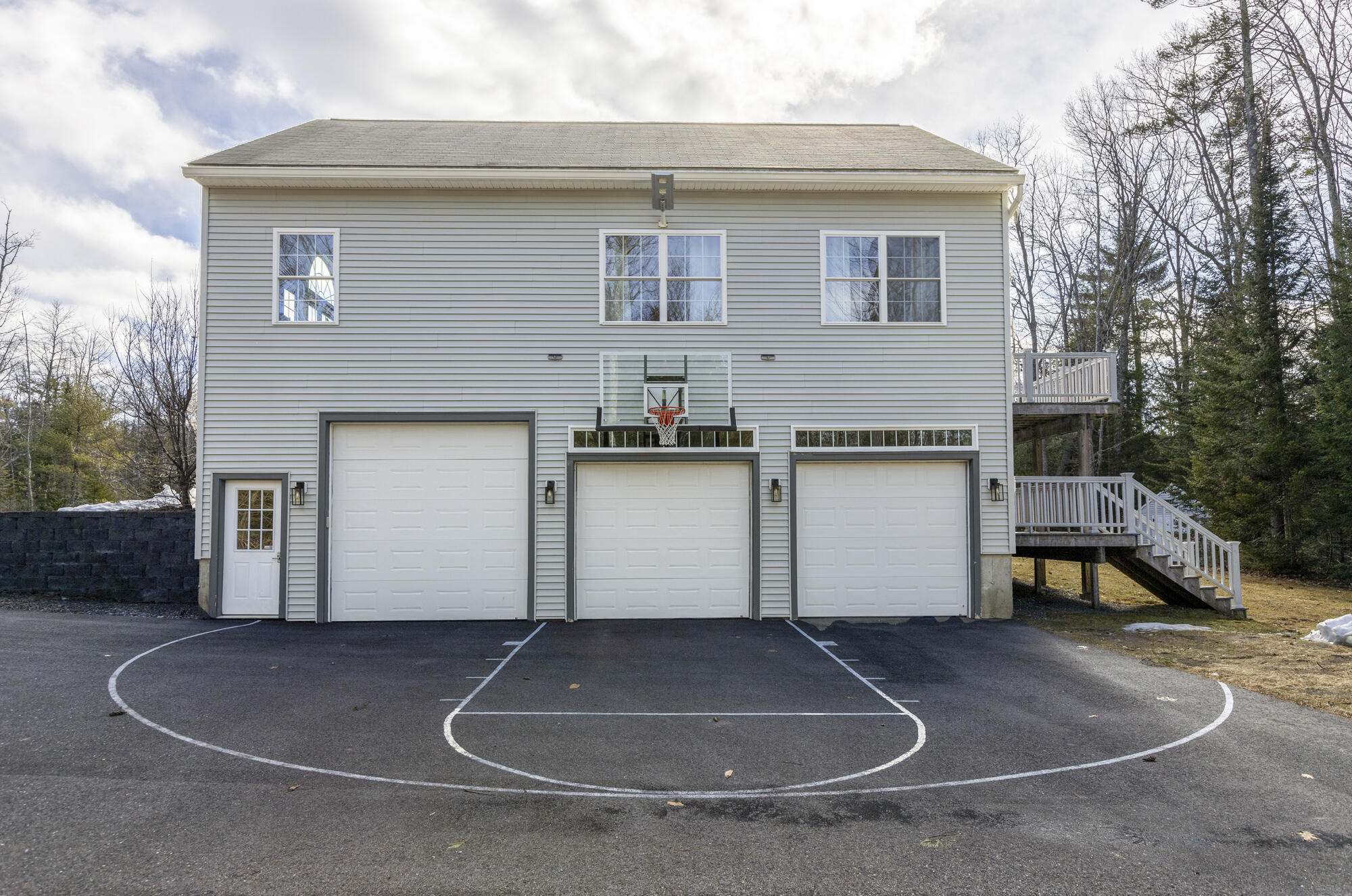 40 Stonewall Way