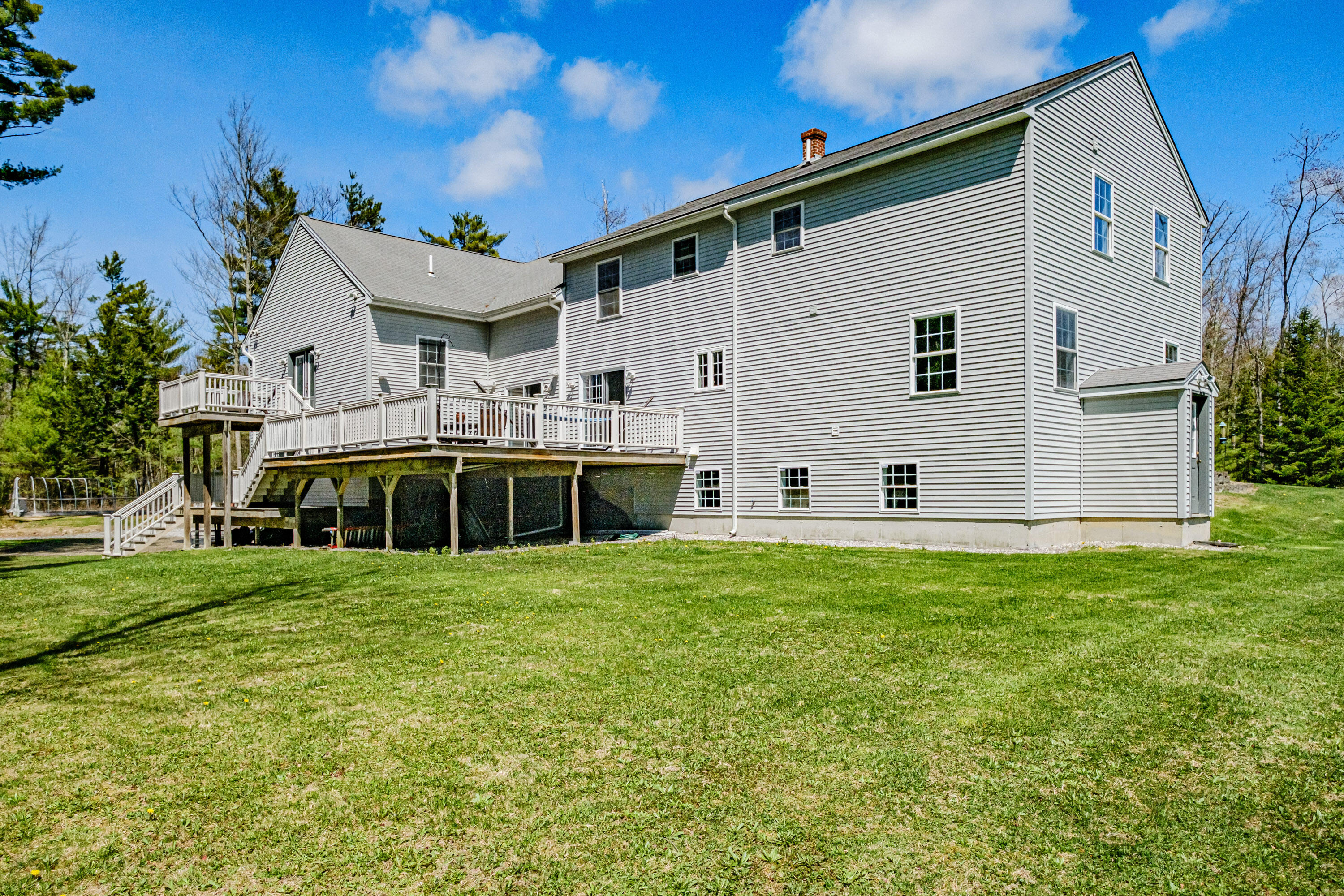 40 Stonewall Way