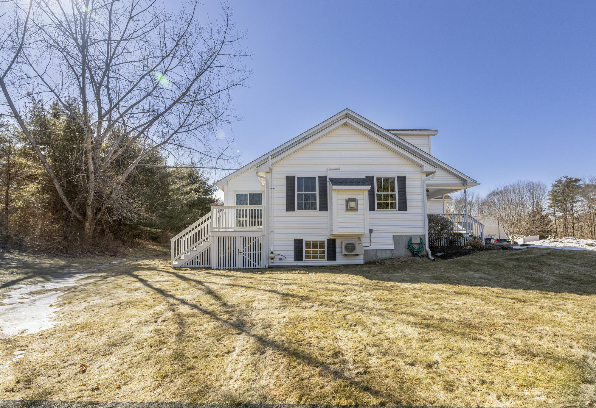 57 Lone Pine Lane, 57