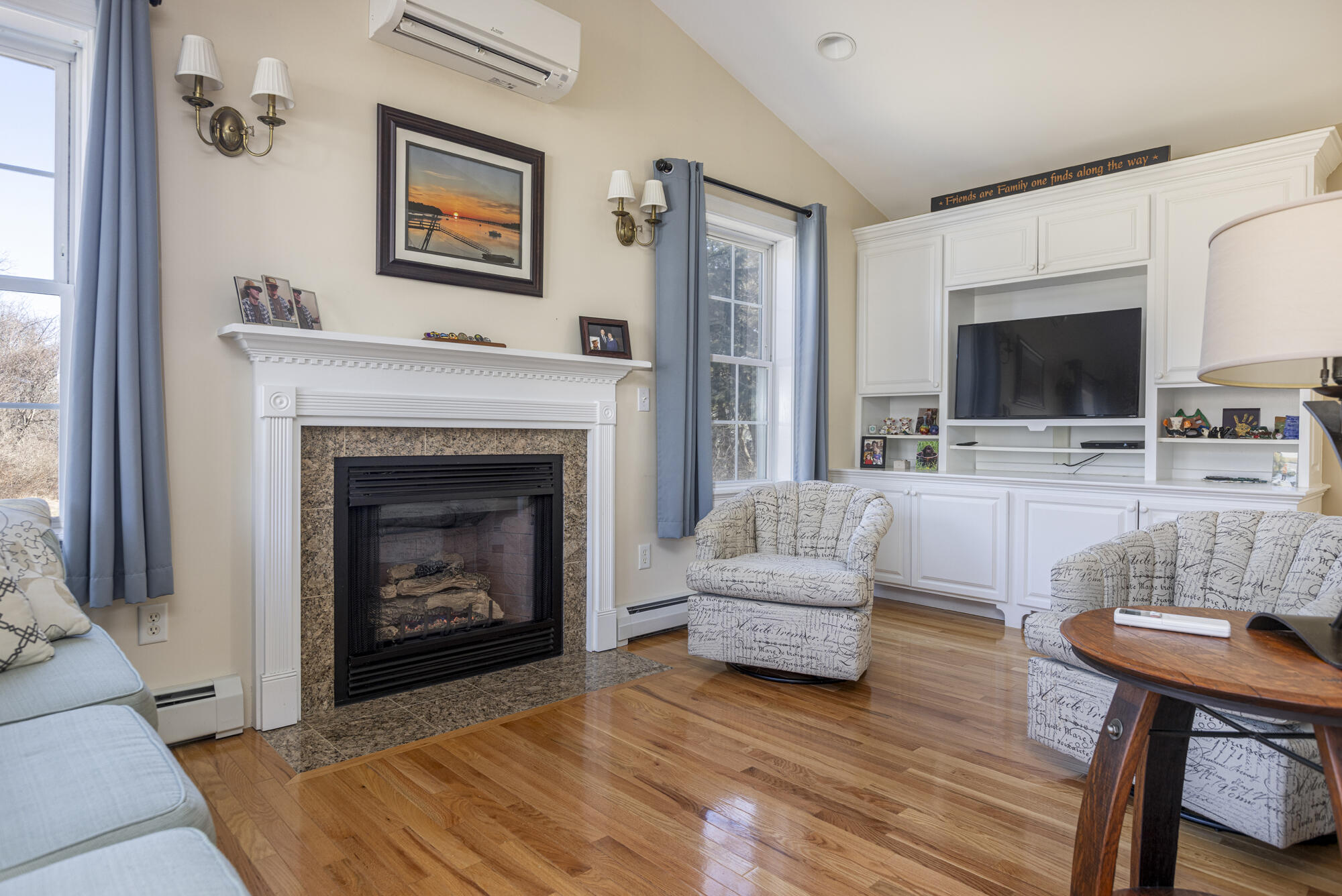 57 Lone Pine Lane, 57
