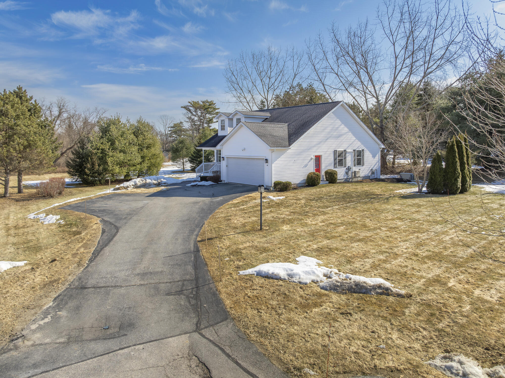 57 Lone Pine Lane, 57