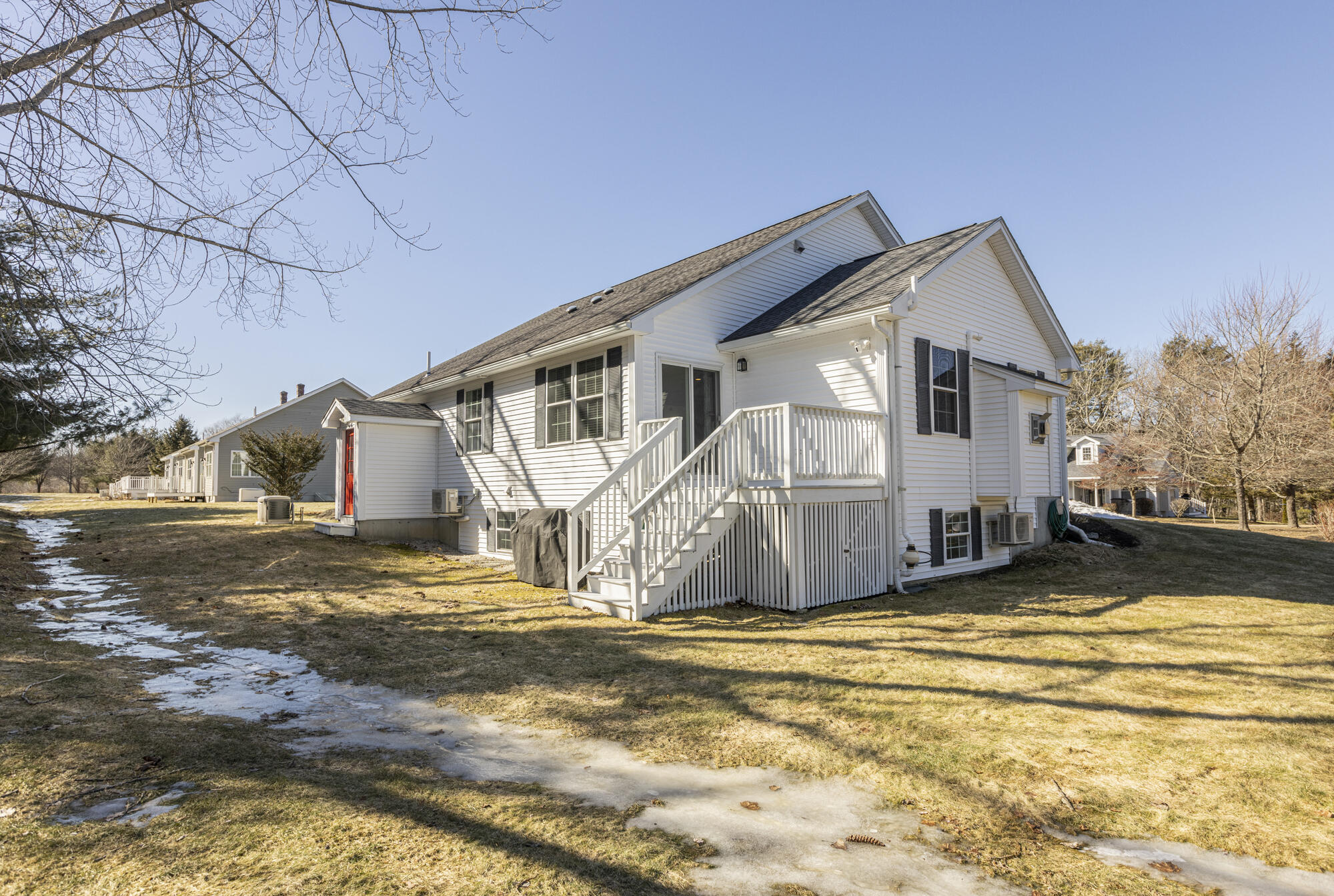 57 Lone Pine Lane, 57