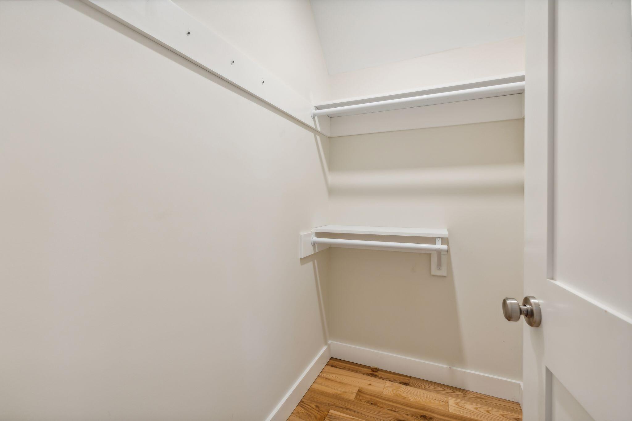 34 Hammond Street, A