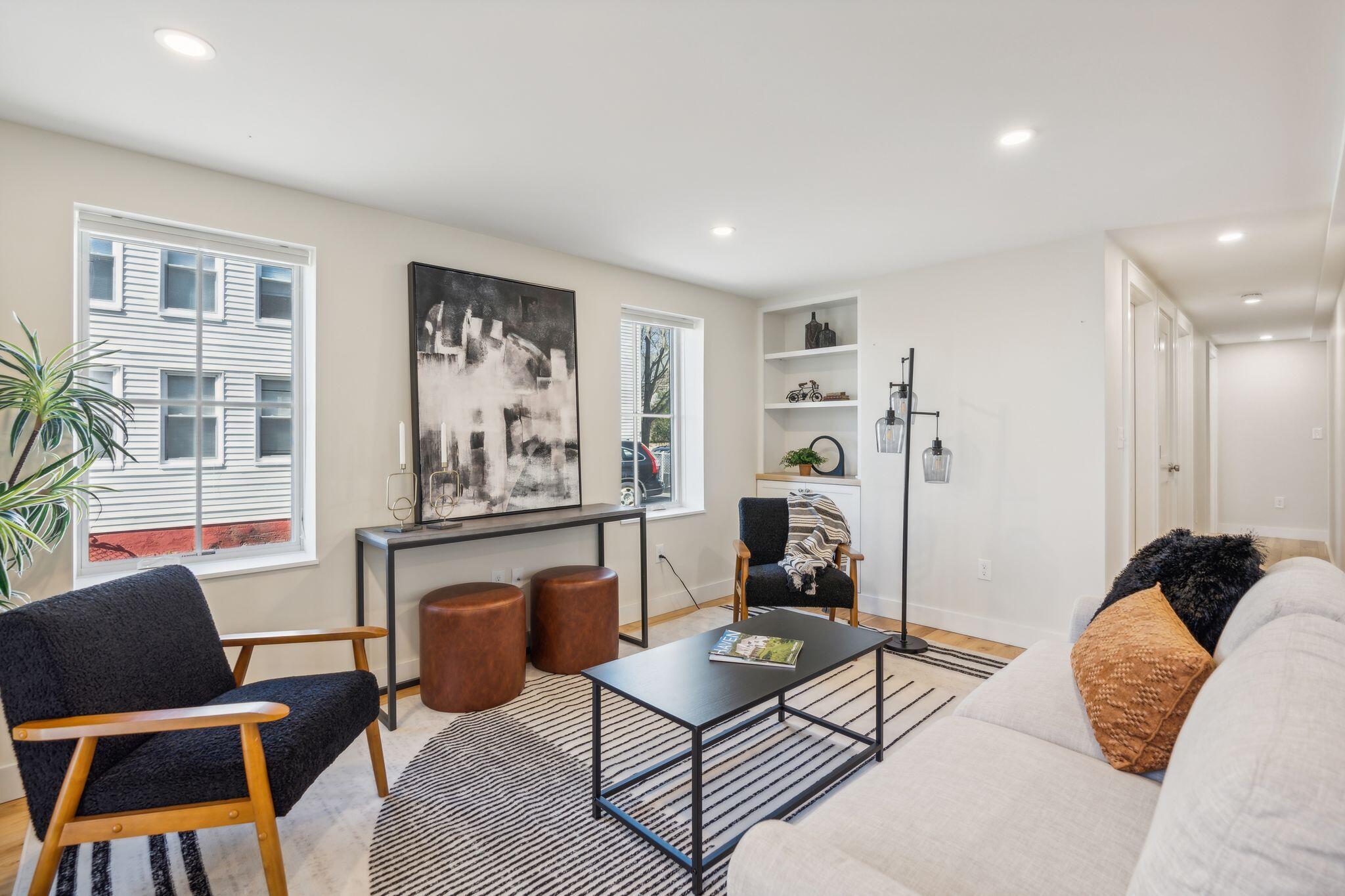 34 Hammond Street, A
