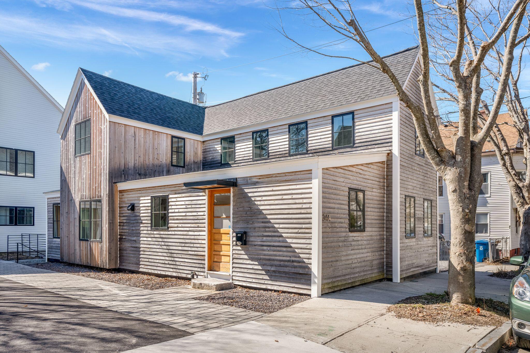 34 Hammond Street, A
