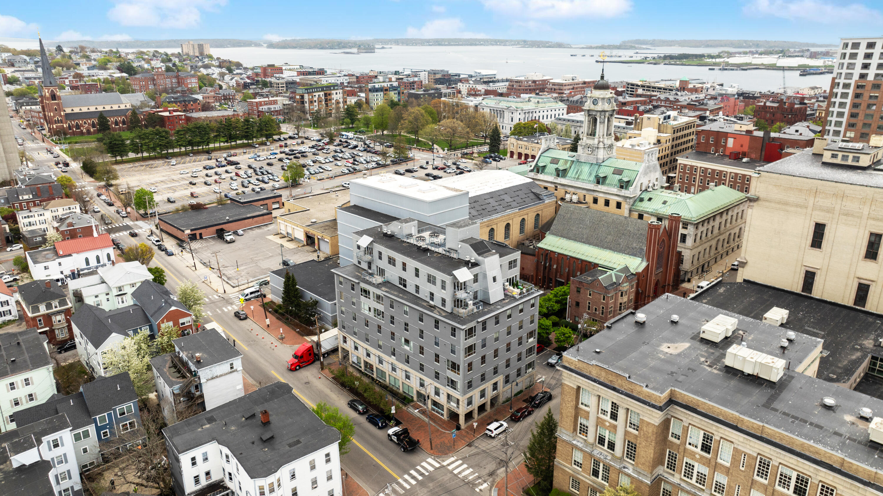 21 Chestnut Street, 601