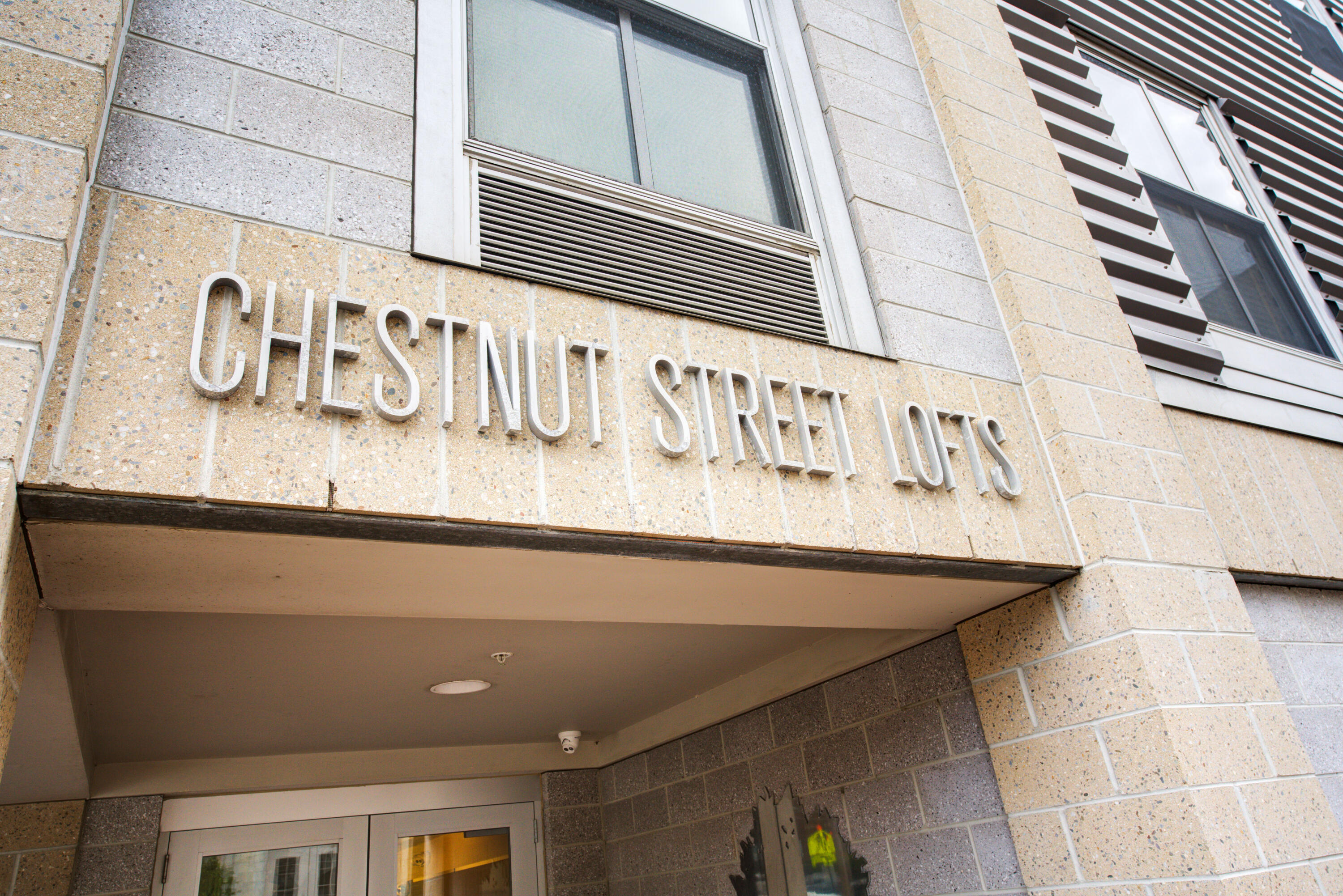 21 Chestnut Street, 601