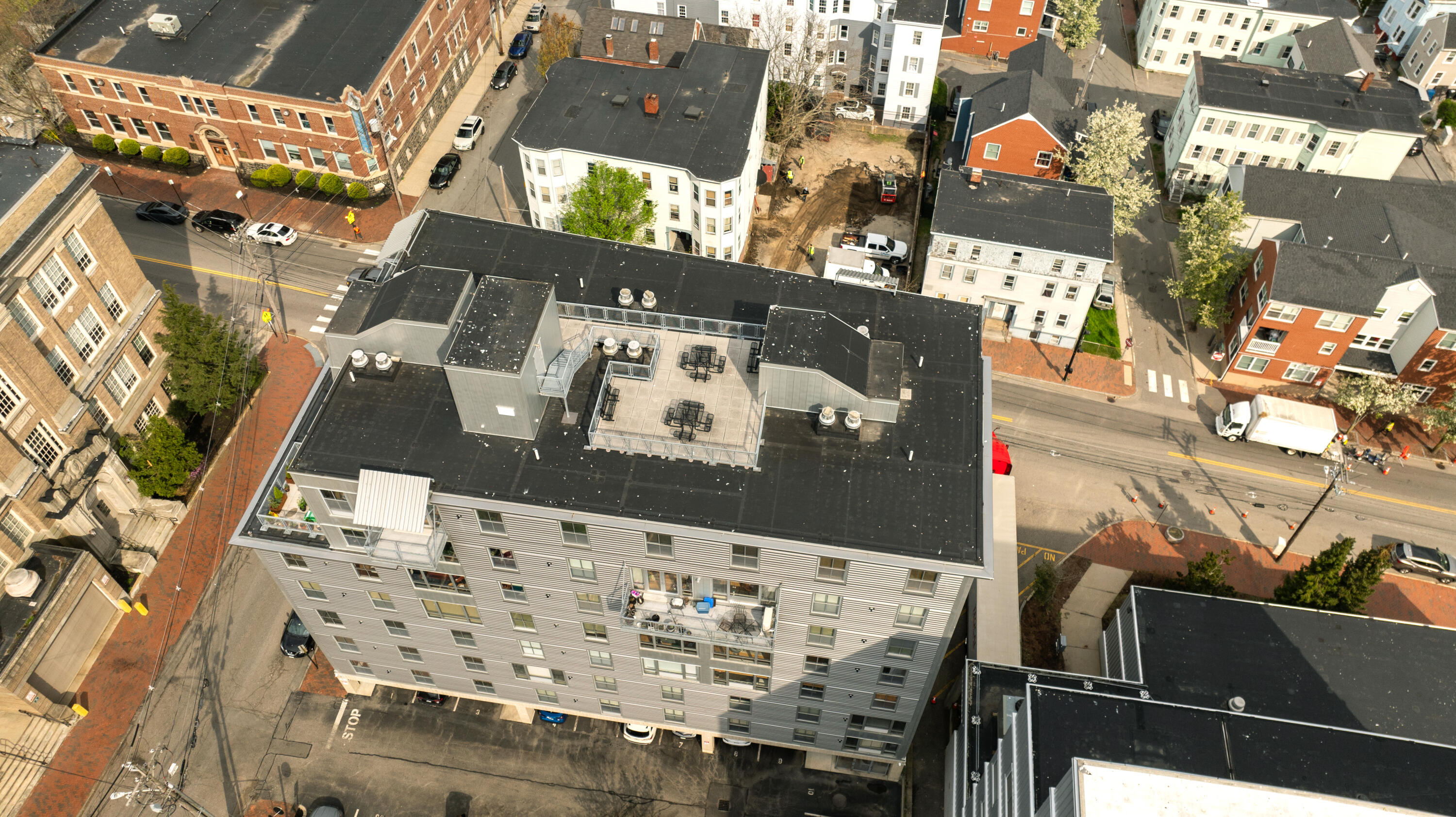 21 Chestnut Street, 601