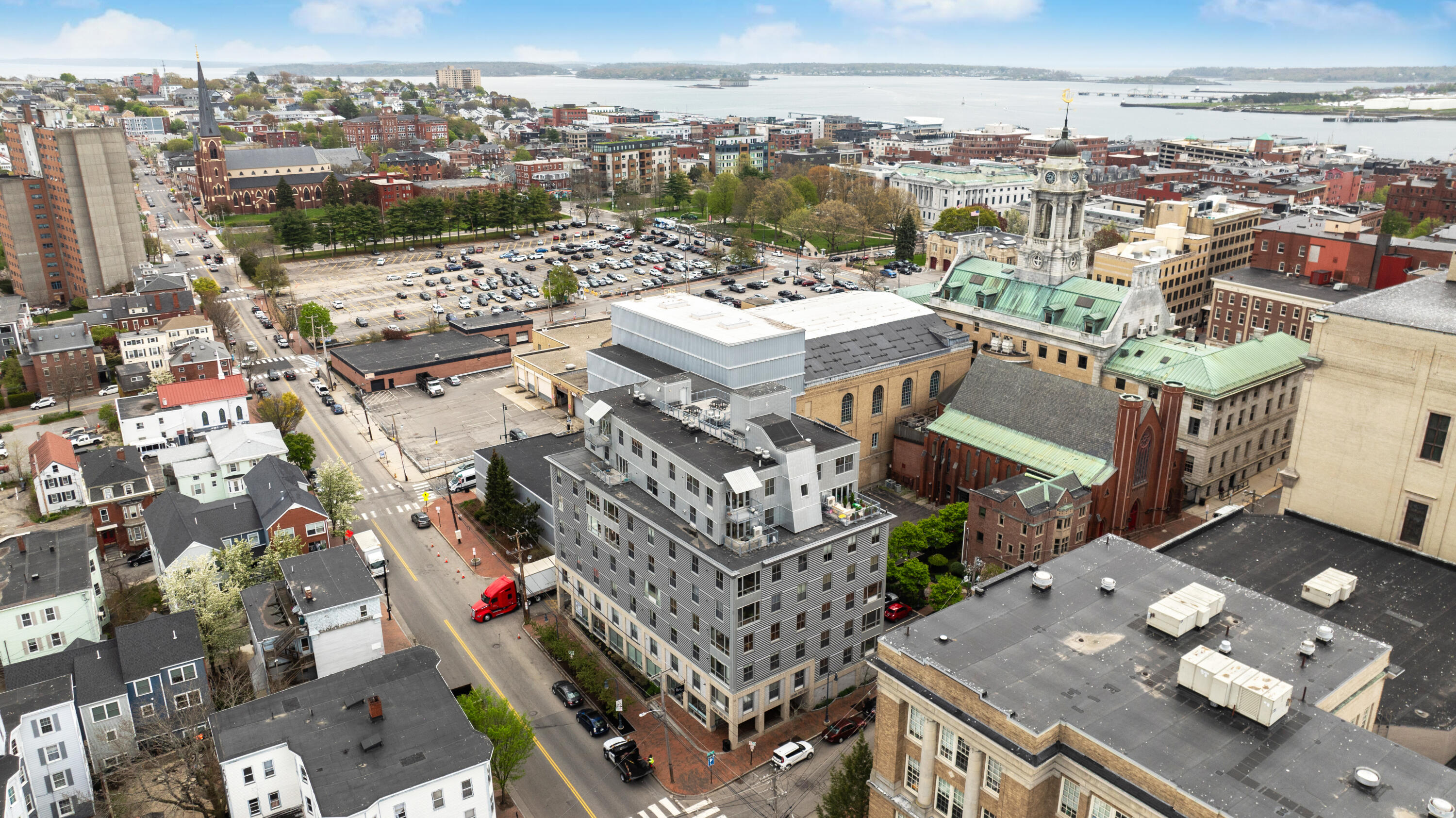 21 Chestnut Street, 601
