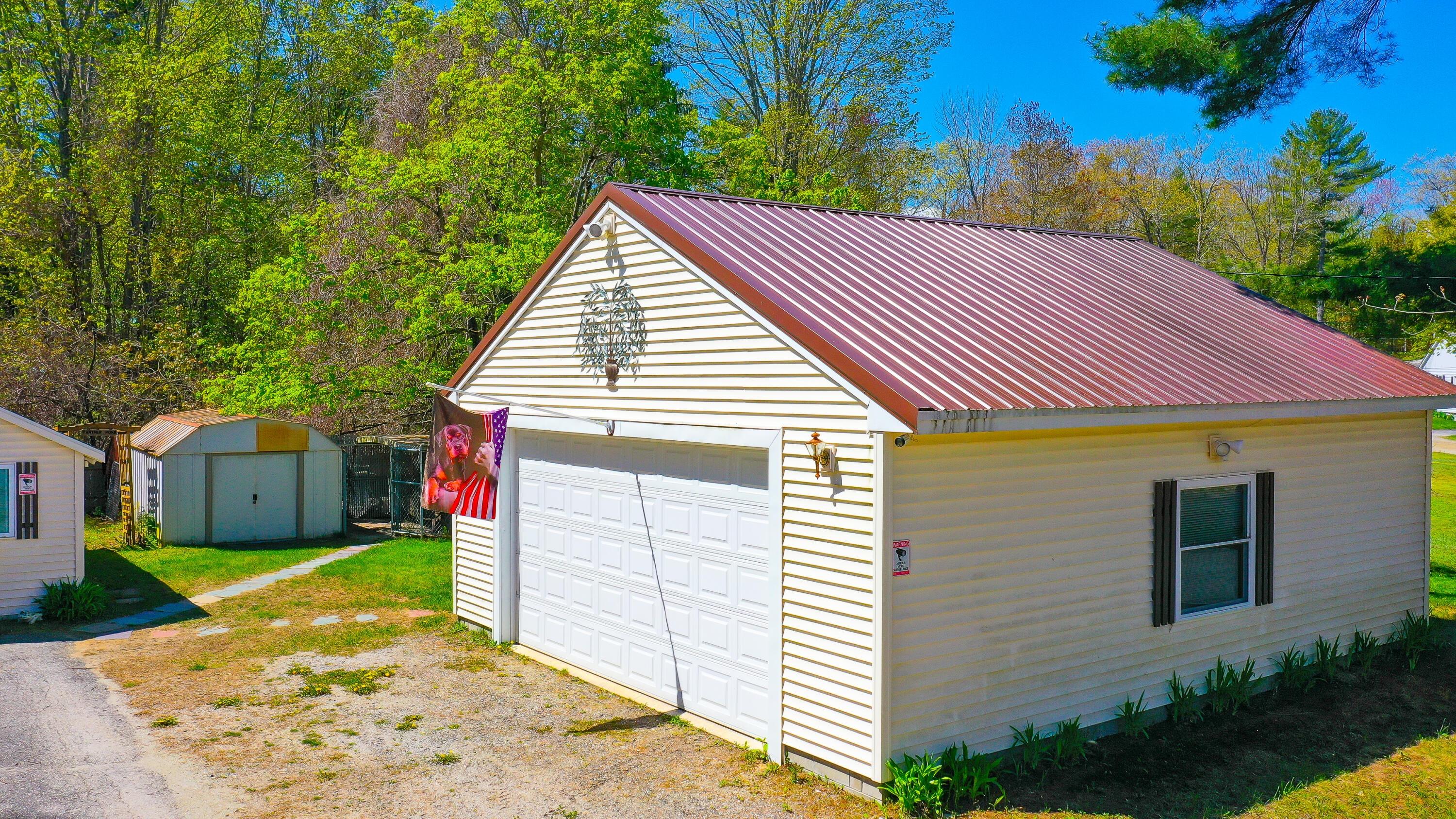 11 Boulder Road