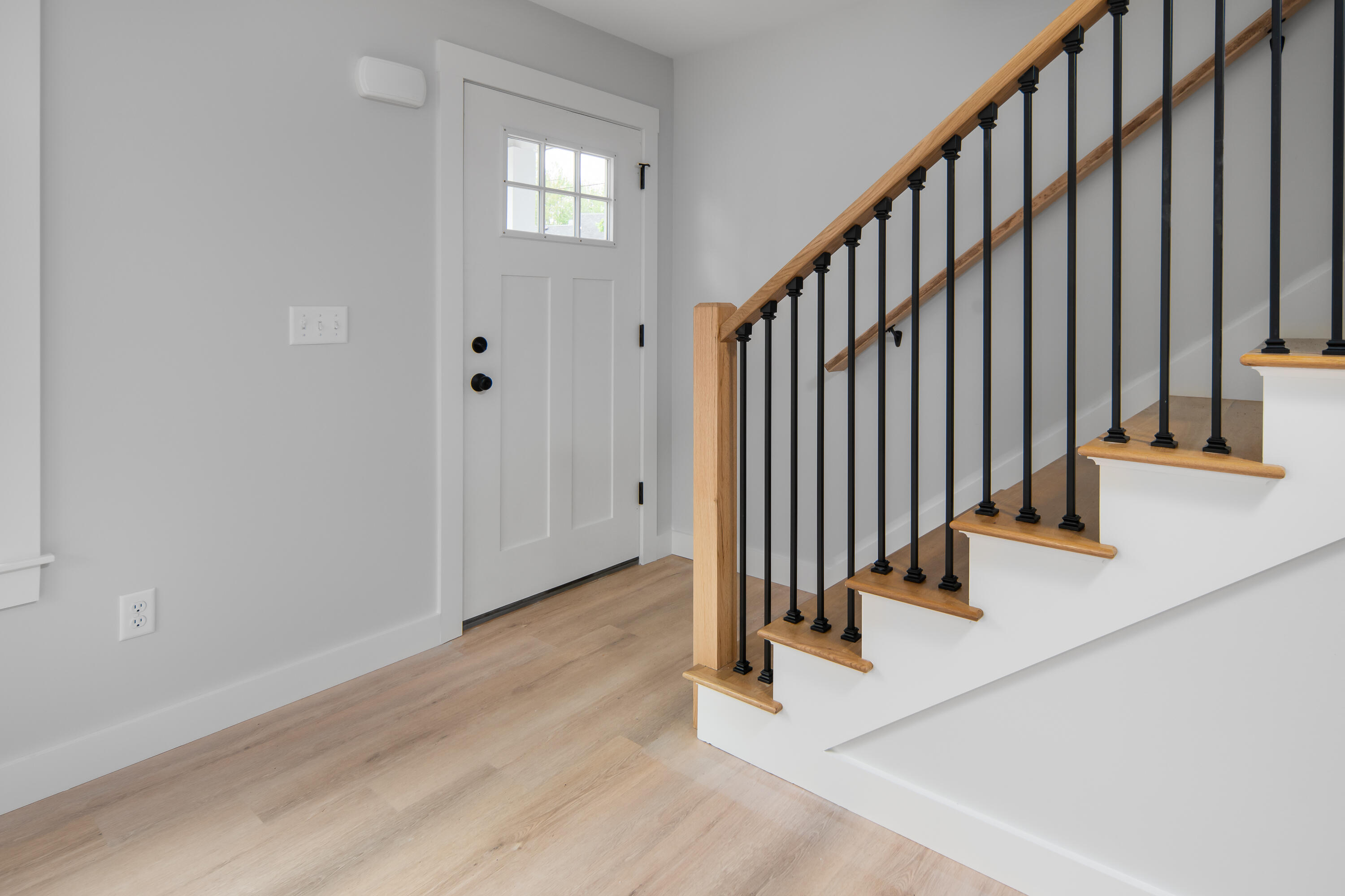 64 Old Orchard Road, 103