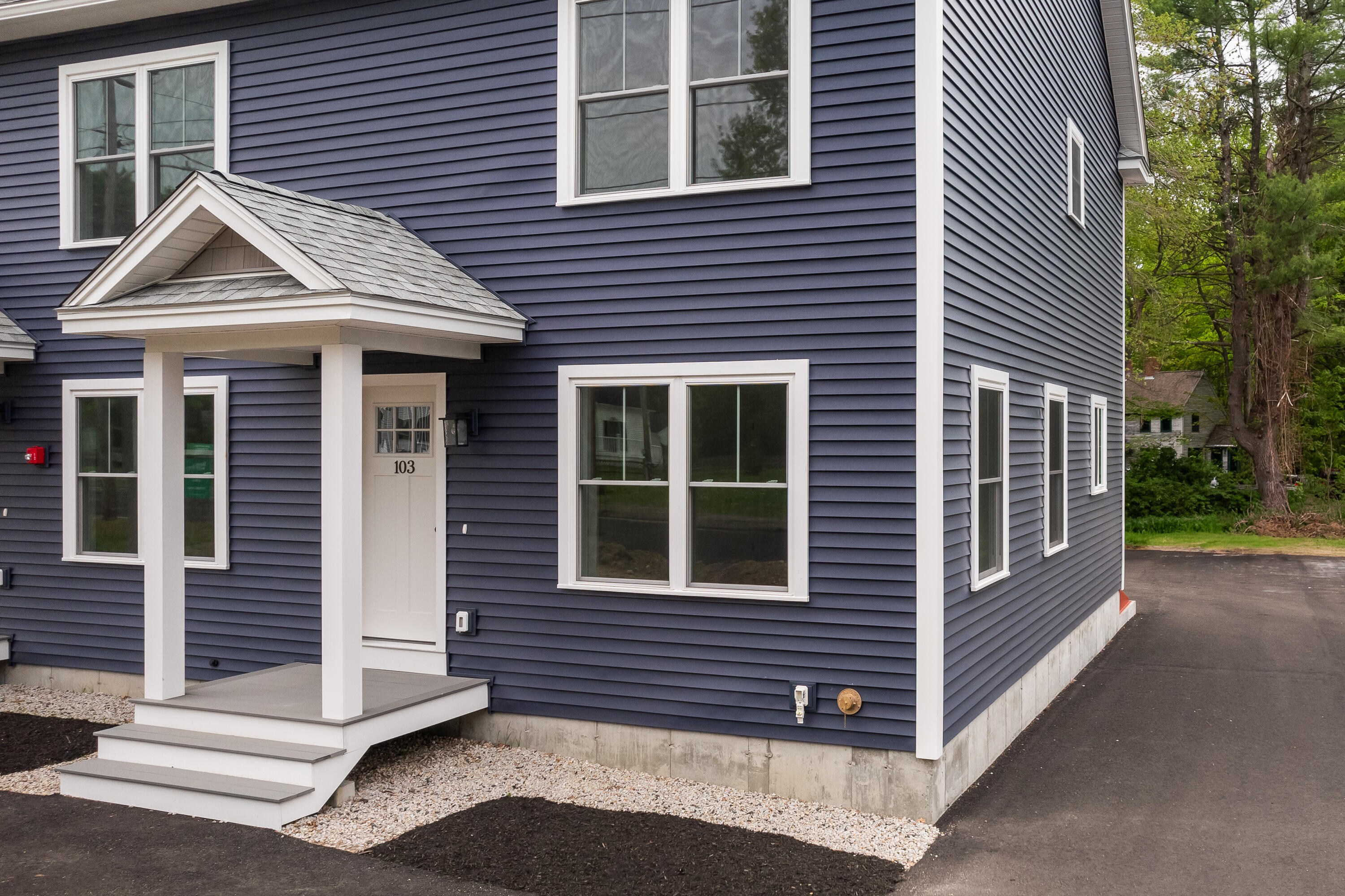 64 Old Orchard Road, 103