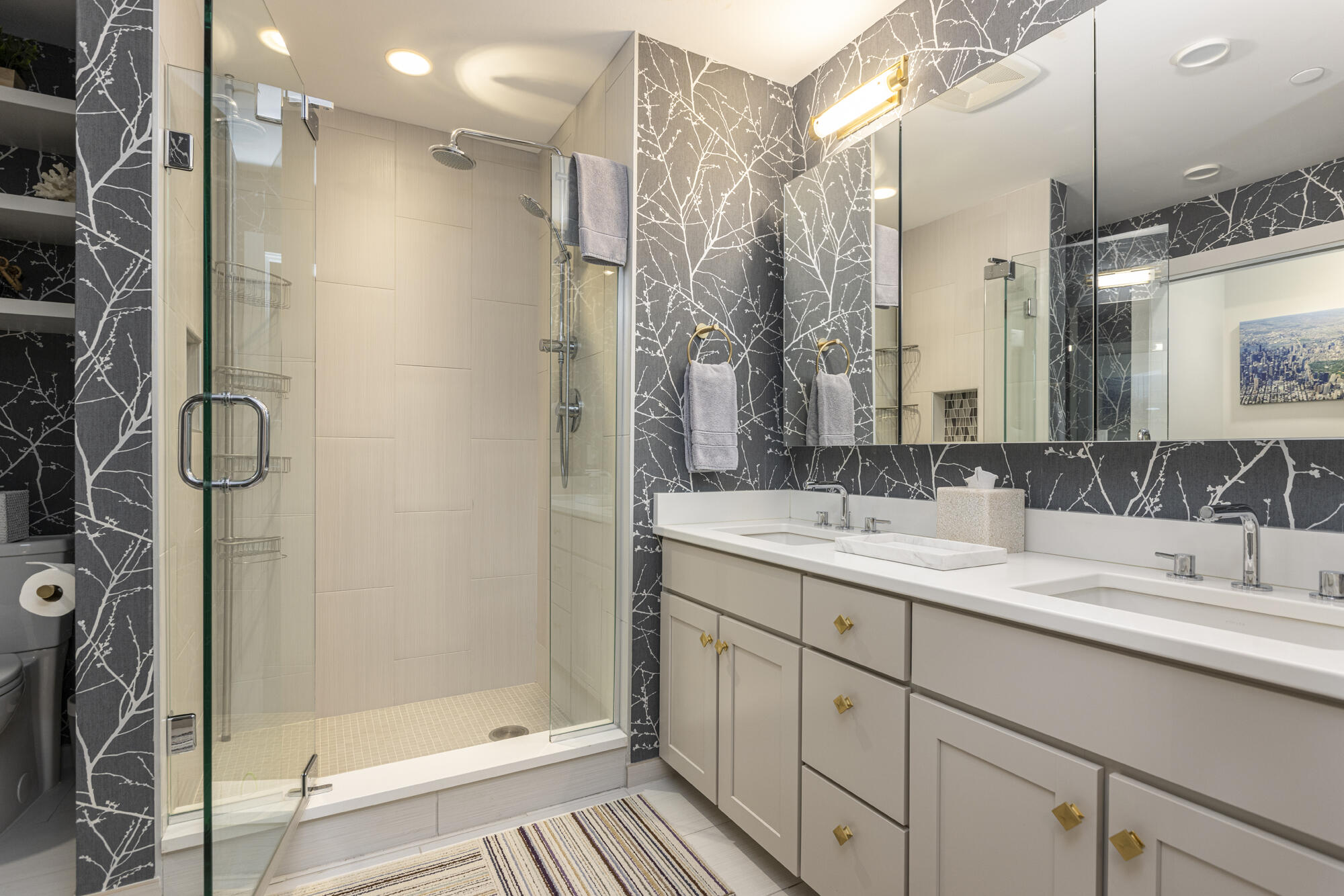 113 Newbury Street, 408
