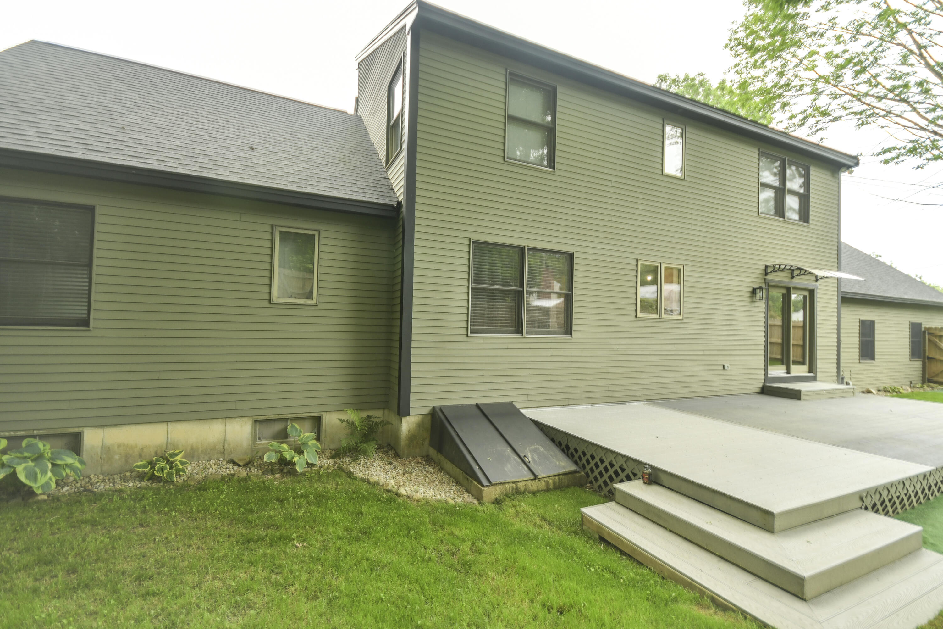 12 Green Ridge Drive