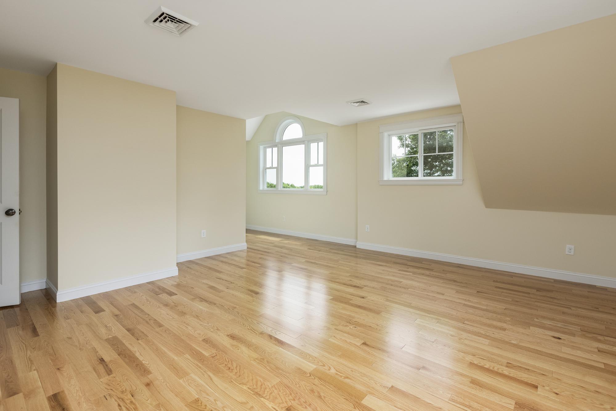 1 Tavern Way