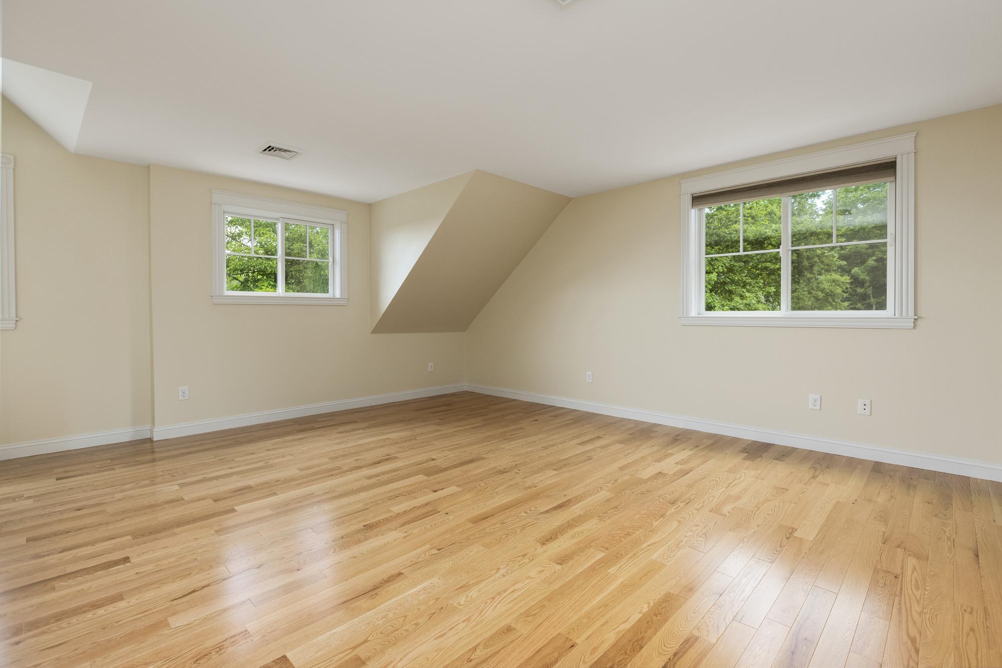 1 Tavern Way