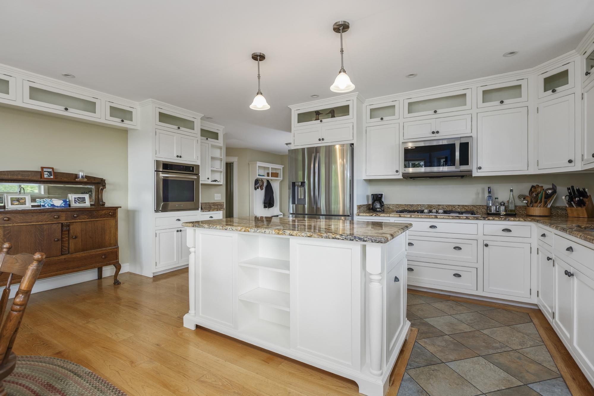 1 Tavern Way