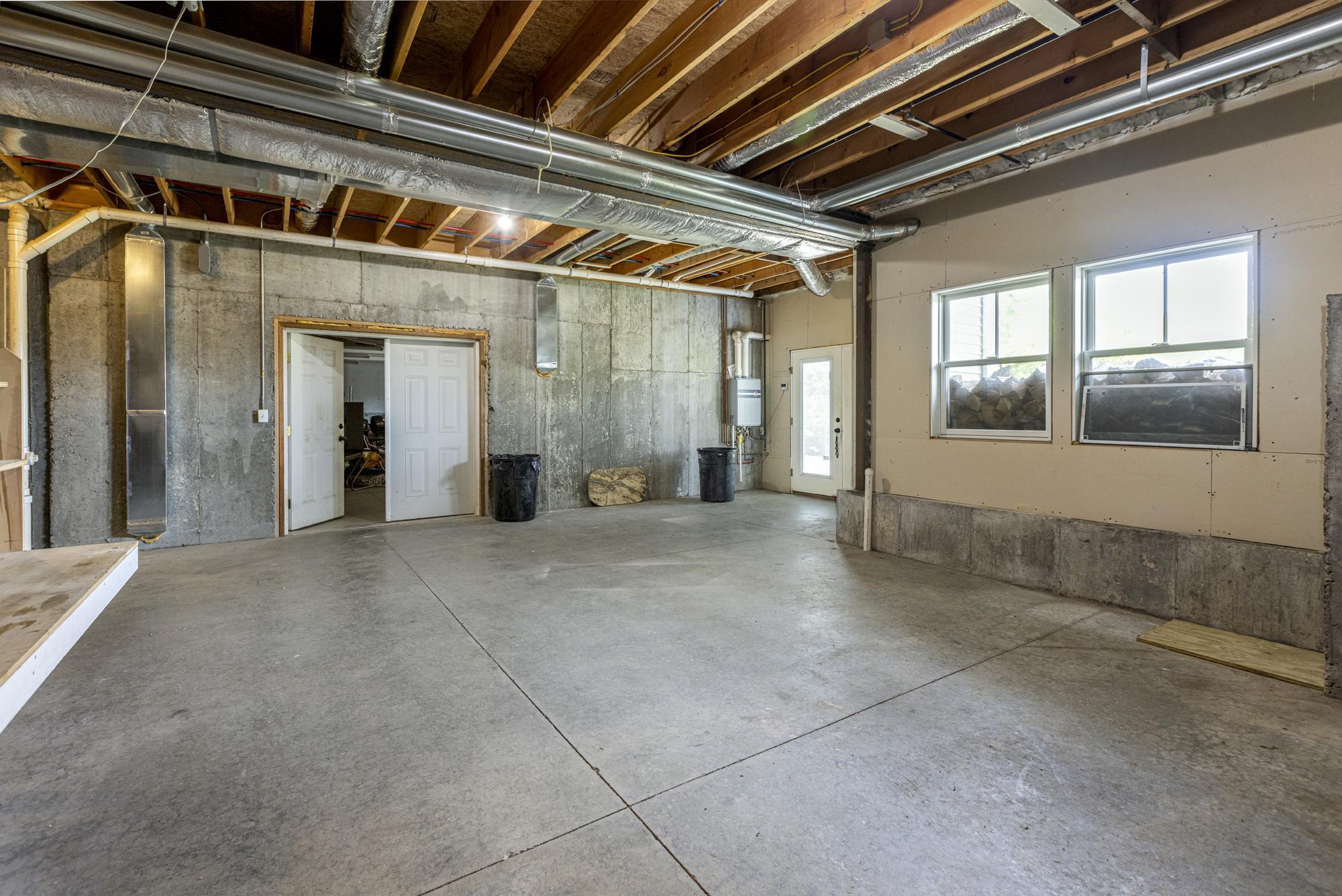 1 Tavern Way