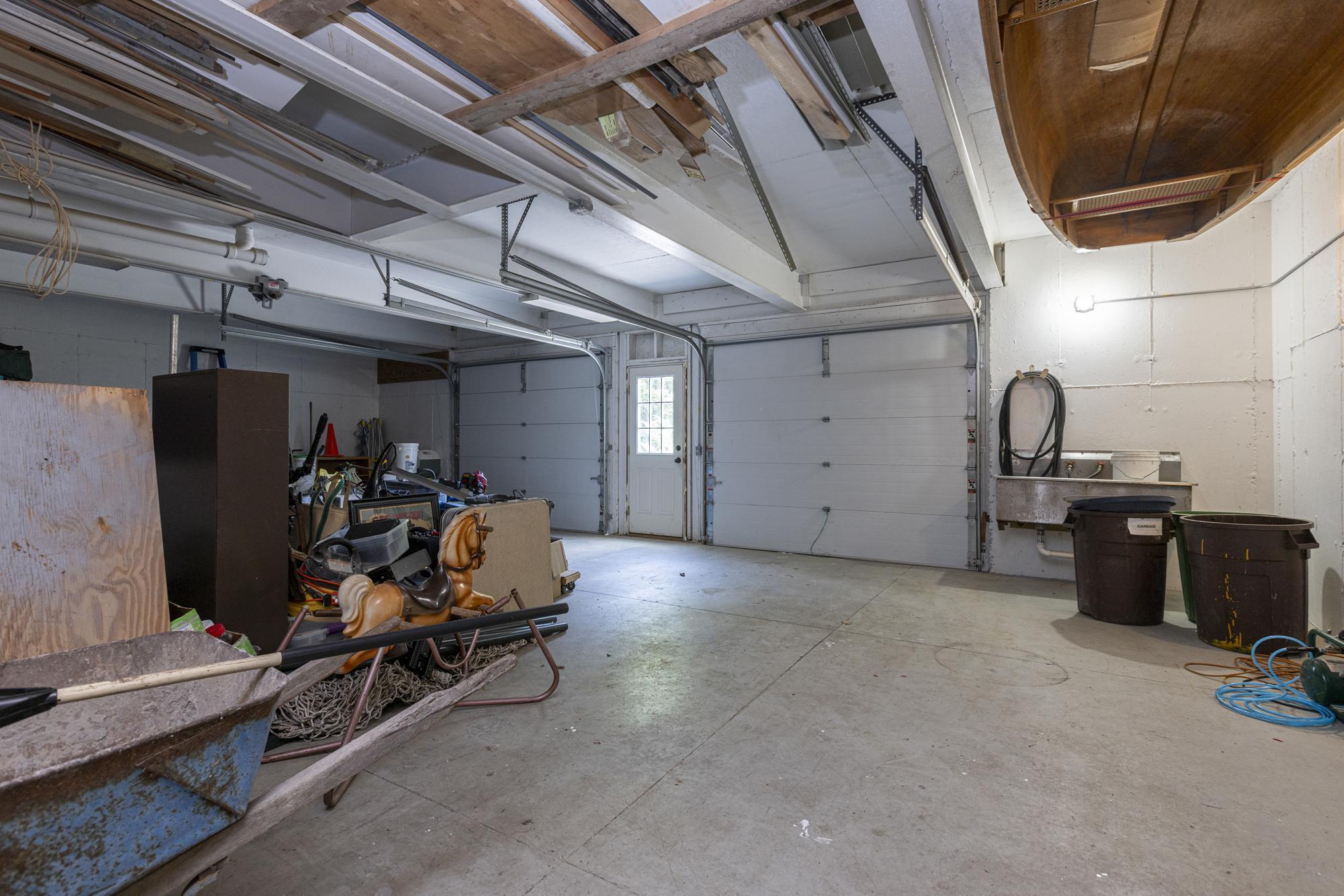 1 Tavern Way